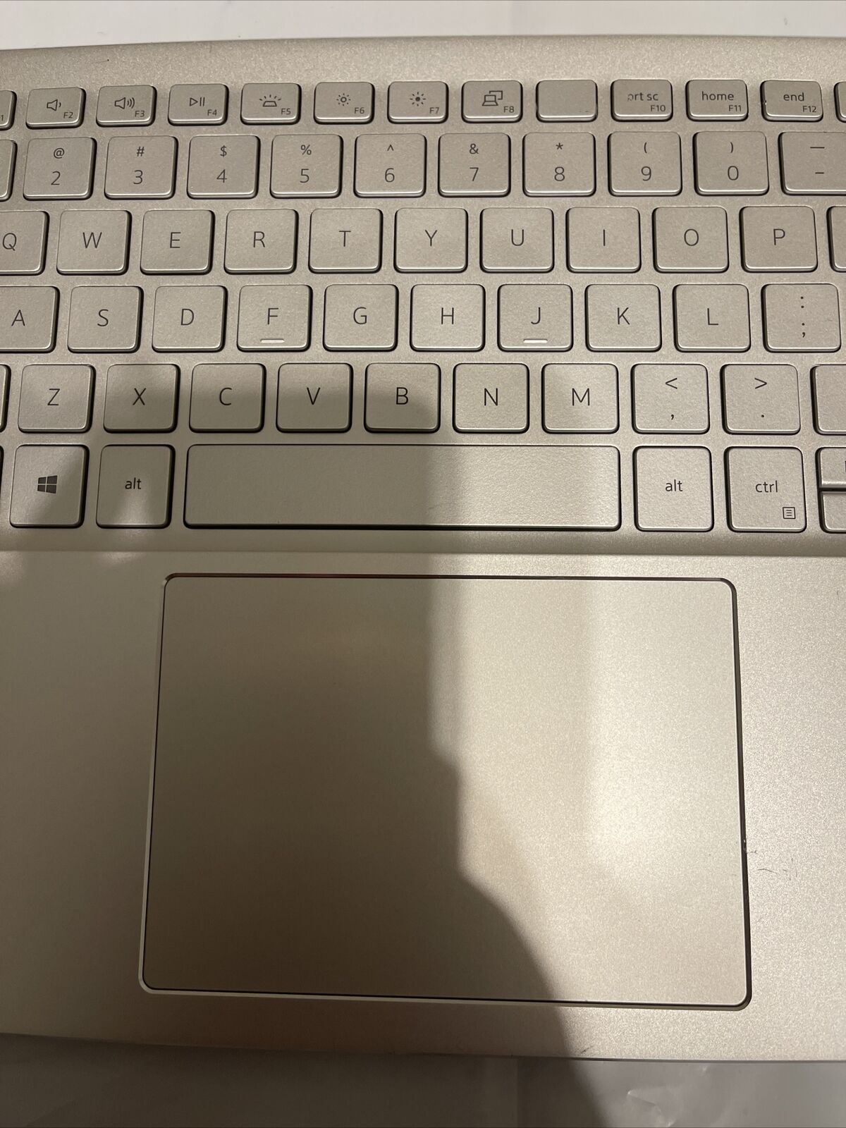 Genuine Dell Inspiron 7400 Palmrest USEng Backlit Keyboard Silver CJ7N3 K4MHC P3