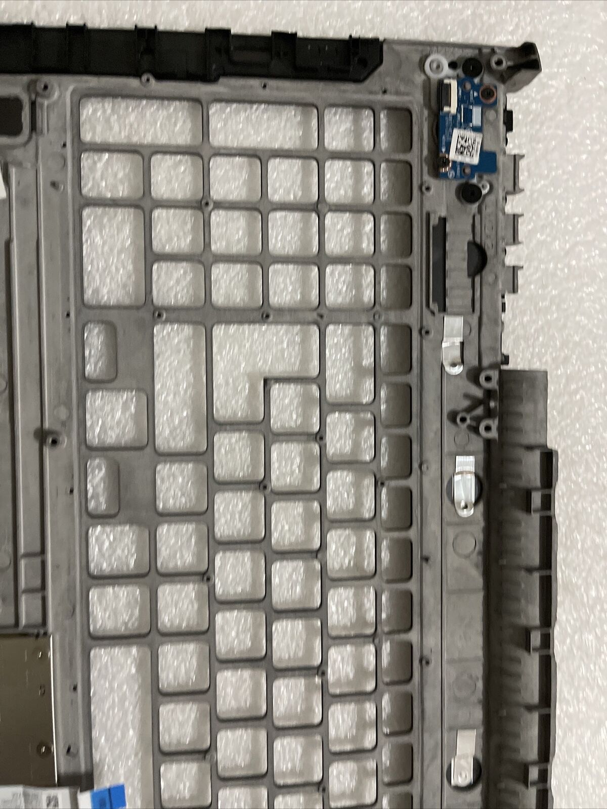 GENUINE Dell Inspiron 15 7577 7587 Palmrest AM21K000400 0T7V30 T7V30 M1 C6 A1