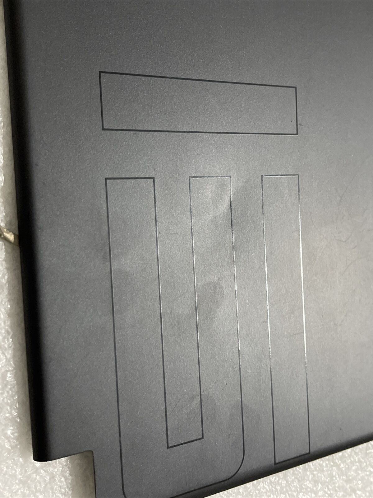 Dell Alienware M15 R5 R6 Laptop LCD Back Cover   Camera Cable 04CG9K H5Q1 Dented