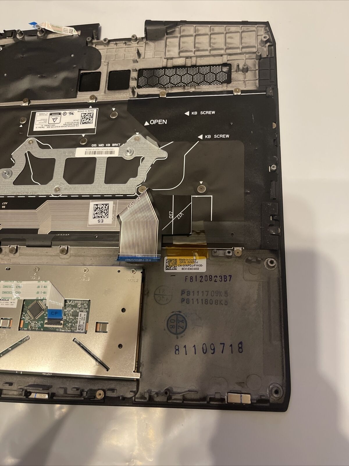 Genuine Dell Alienware M15 15.6" Laptop Palmrest Touchpad Keyboard VNPDJ P4 T4
