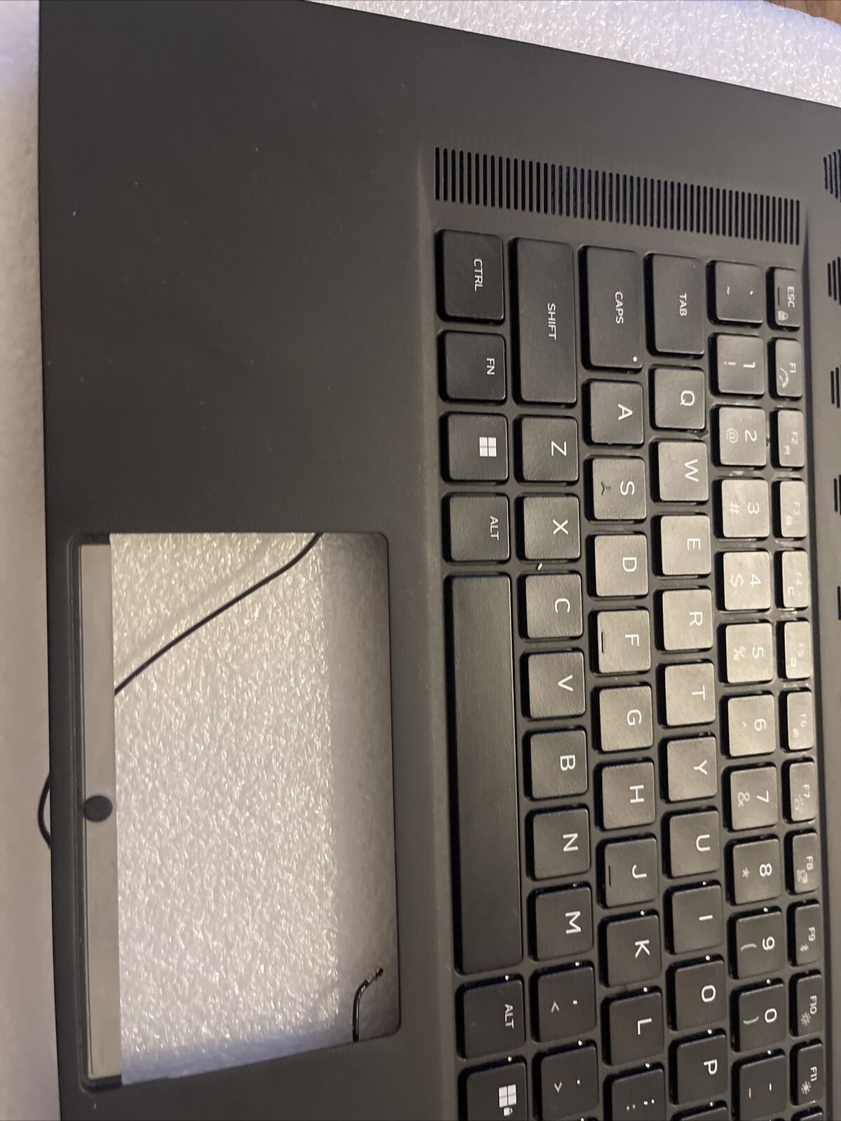 Genuine Dell Alienware X17 R2 Palmrest RGB US English keyboard 718M9 H1P8 GradeA