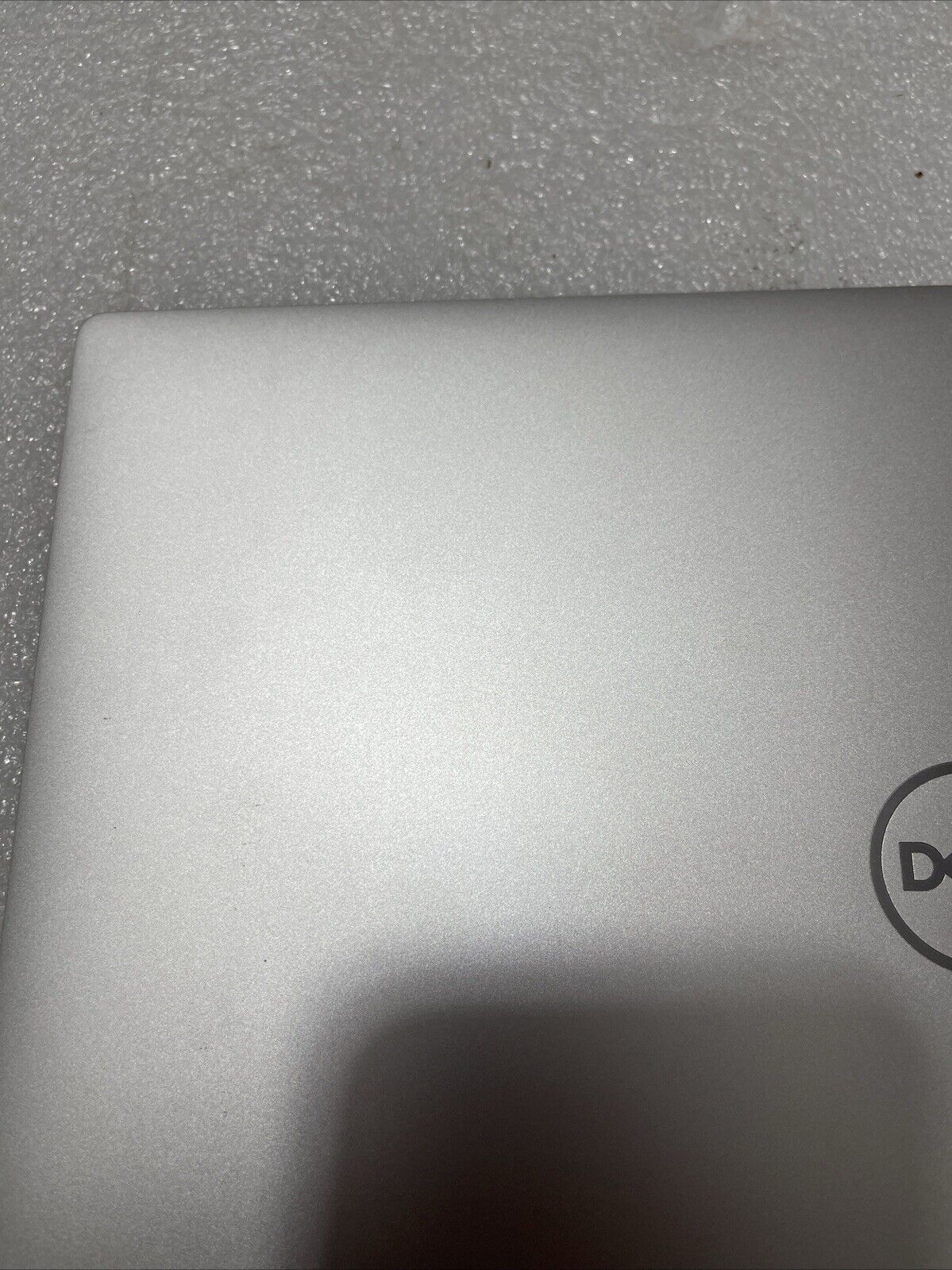 Dell XPS 9320 Plus 13.4" Oled Touchscreen  29WPH VNRJ0 DqJ1 Scratch On Top Lid