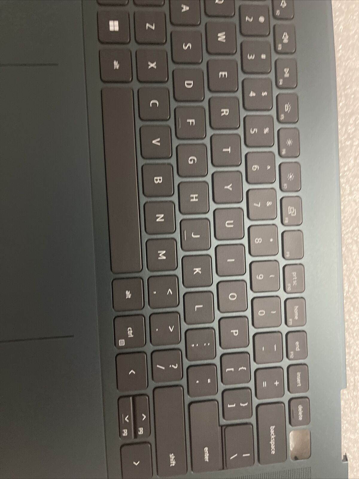DELL INSPIRON 7620 2in1 Laptop PALMREST US BCL KEYBOARD HH9P4 KaP4 Dented Corner