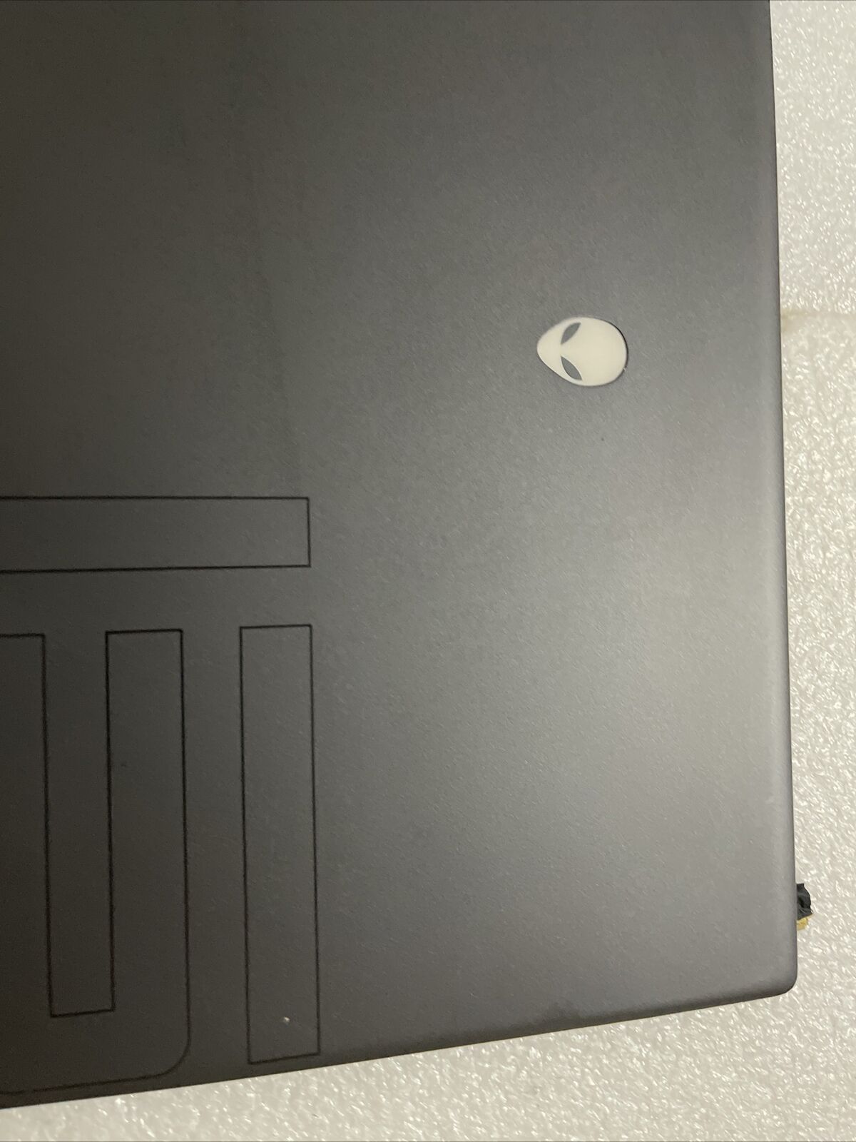 Dell Alienware M15 R5 R6 Laptop LCD Back Cover   Camera Cables 4CG9K 04CG9K H2Q1