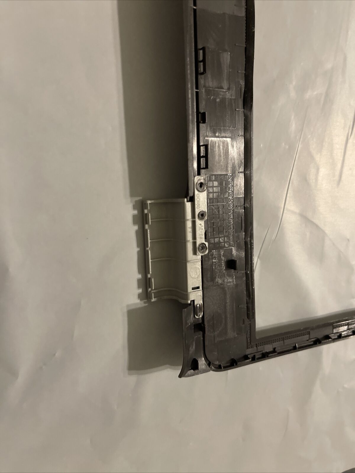 Genuine Dell Inspiron 3501 15.6" Front Trim LCD Bezel Black silver KKGNJ 0KKGNJ