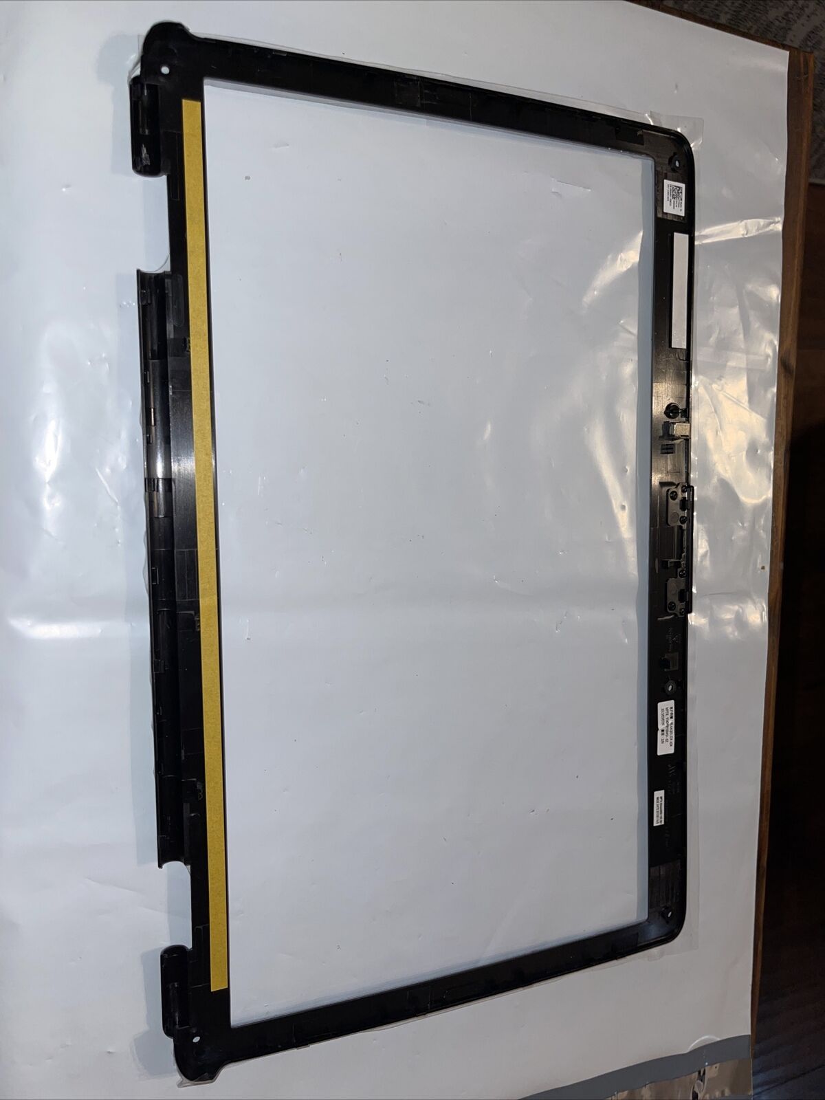 New Genuine Dell Inspiron LCD Front Bezel Cover 1545 1546 Shell 0N646J 0M685J H1