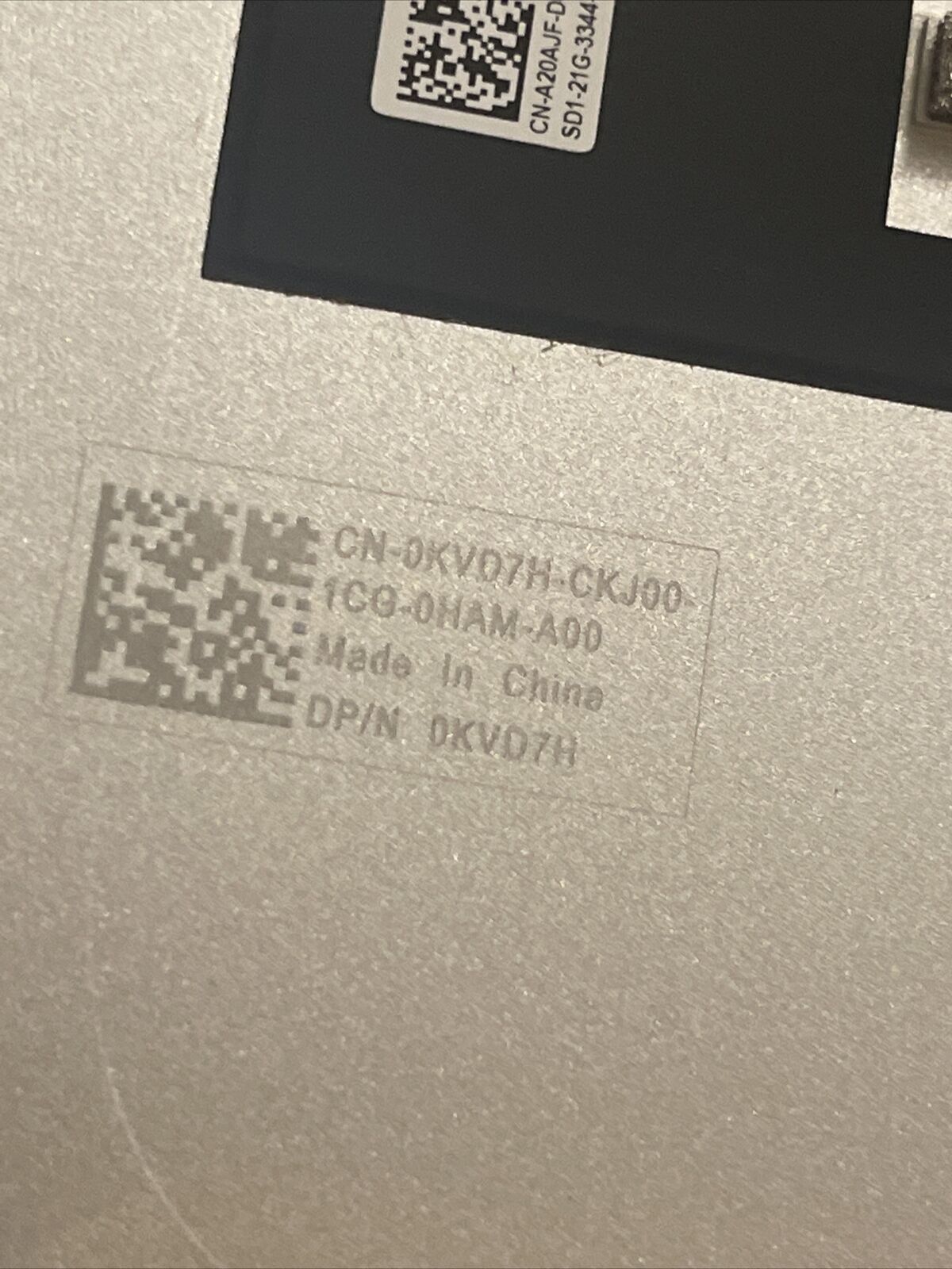 Genuine Dell  XPS 15 (9500) Bottom Base Metal Cover KVD7H 0KVD7H DWT74 0DWT74 C4