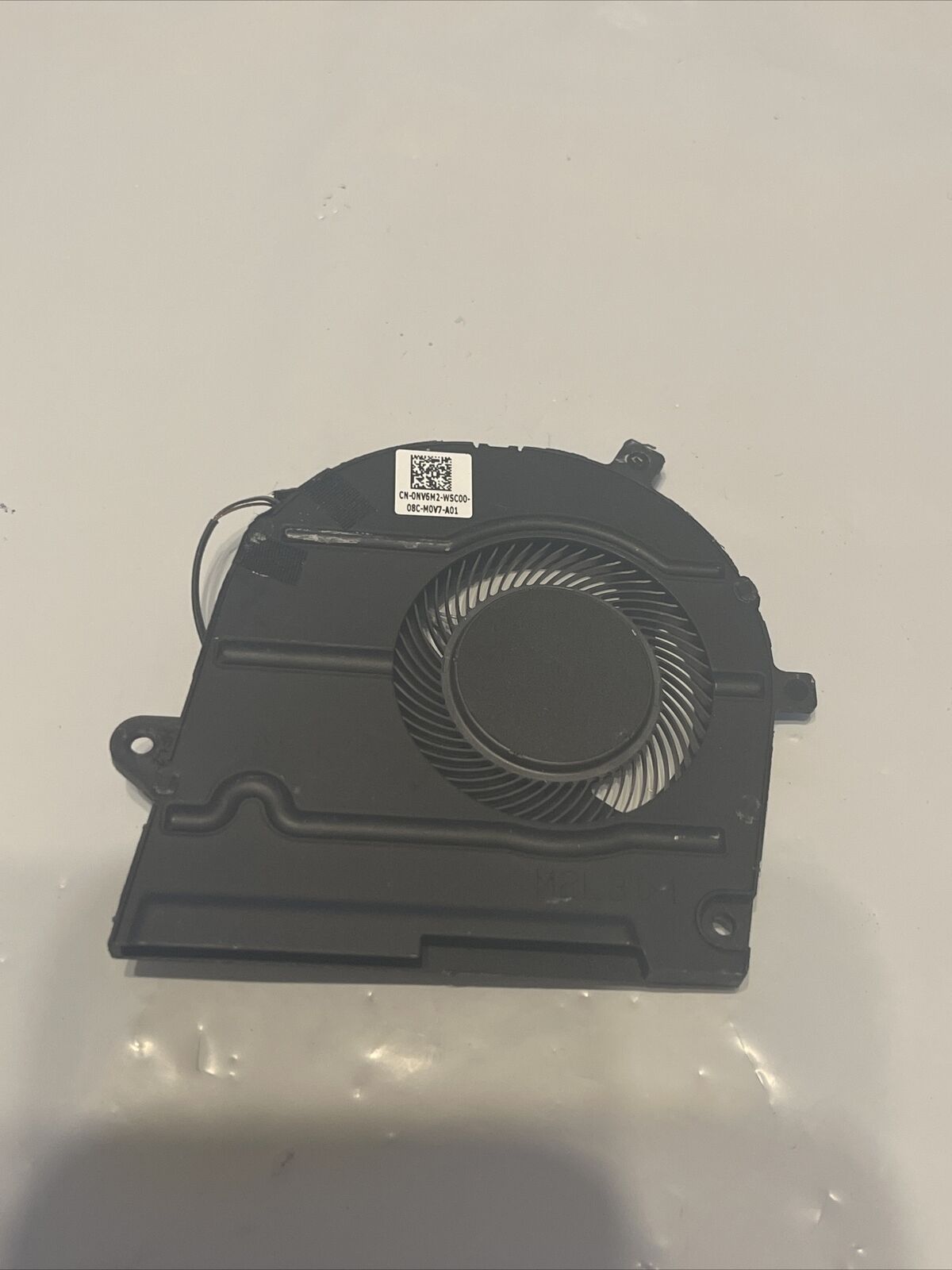 Genuine Dell Inspiron 7400 Laptop CPU Cooling Fan  NV6M2 0NV6M2 0NV6M2 P6