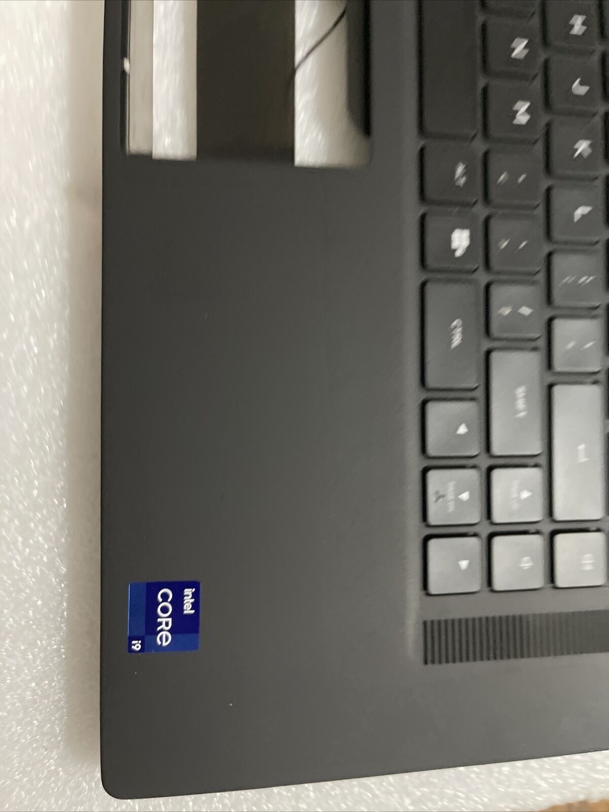 Genuine Dell Alienware x17 R1 R2 US English Keyboard Palmrest 0346YC 346YC K4 P8