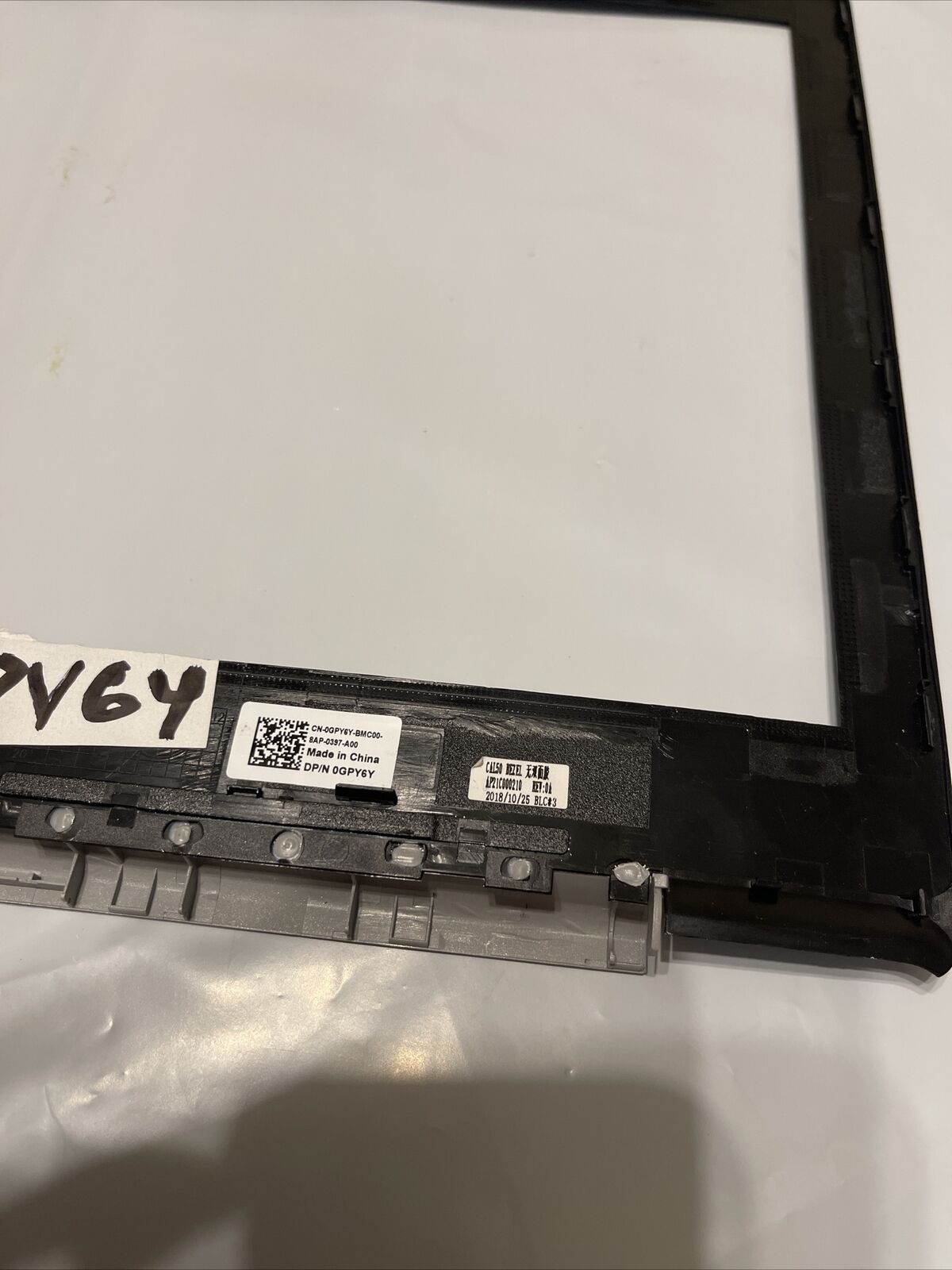 Genuine Dell Inspiron 15 5570 Laptop LCD Front Bezel Webcam Port GPY6Y 0GPY6Y N4