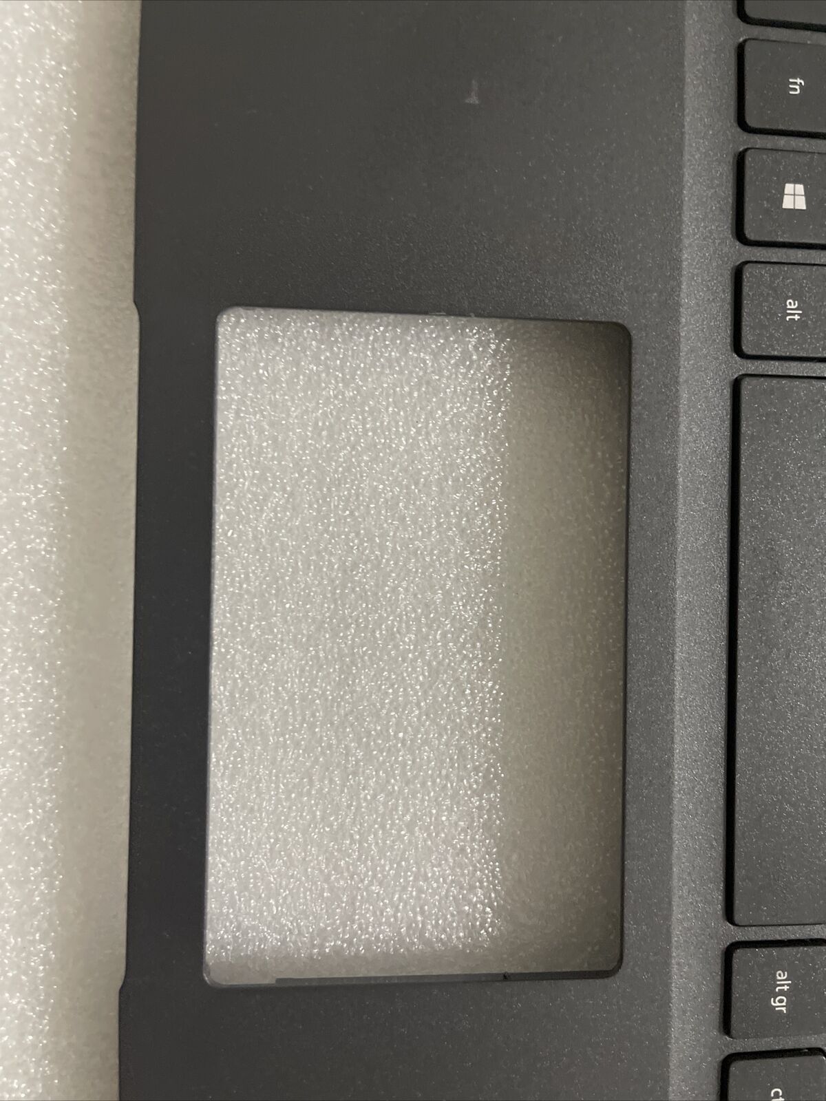 Genuine Dell Latitude 3410 E3410 Laptop Palmrest Spanish Keyboard  0MC2P NSb5
