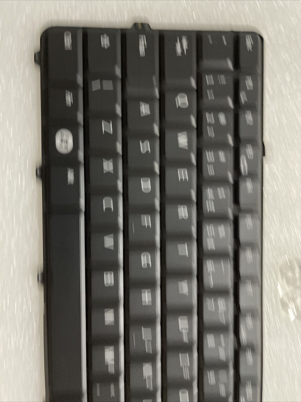 New Genuine Dell Studio 1535 1536 1537 Laptop Brazilian Keyboard 0KR769 A1