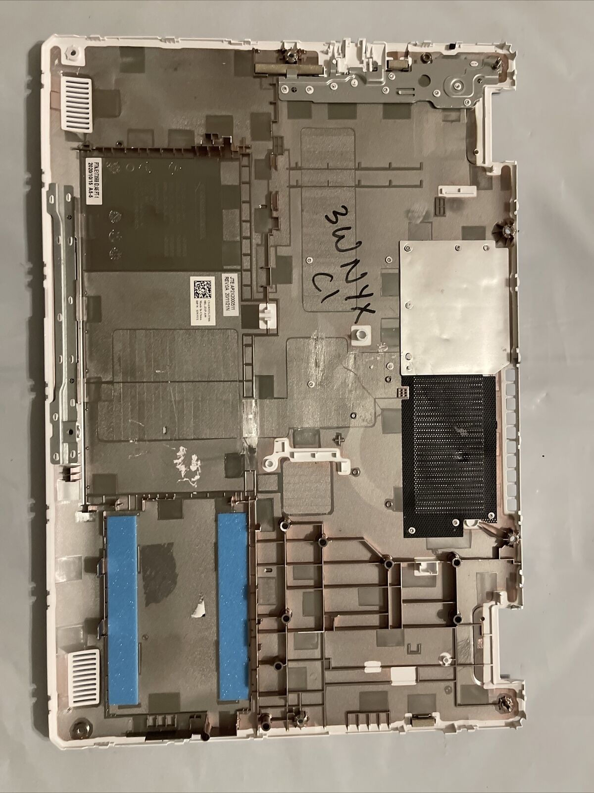 Genuine Dell Inspiron 3505 Laptop Bottom Base Cover White 3WNYX 03WNYX C1