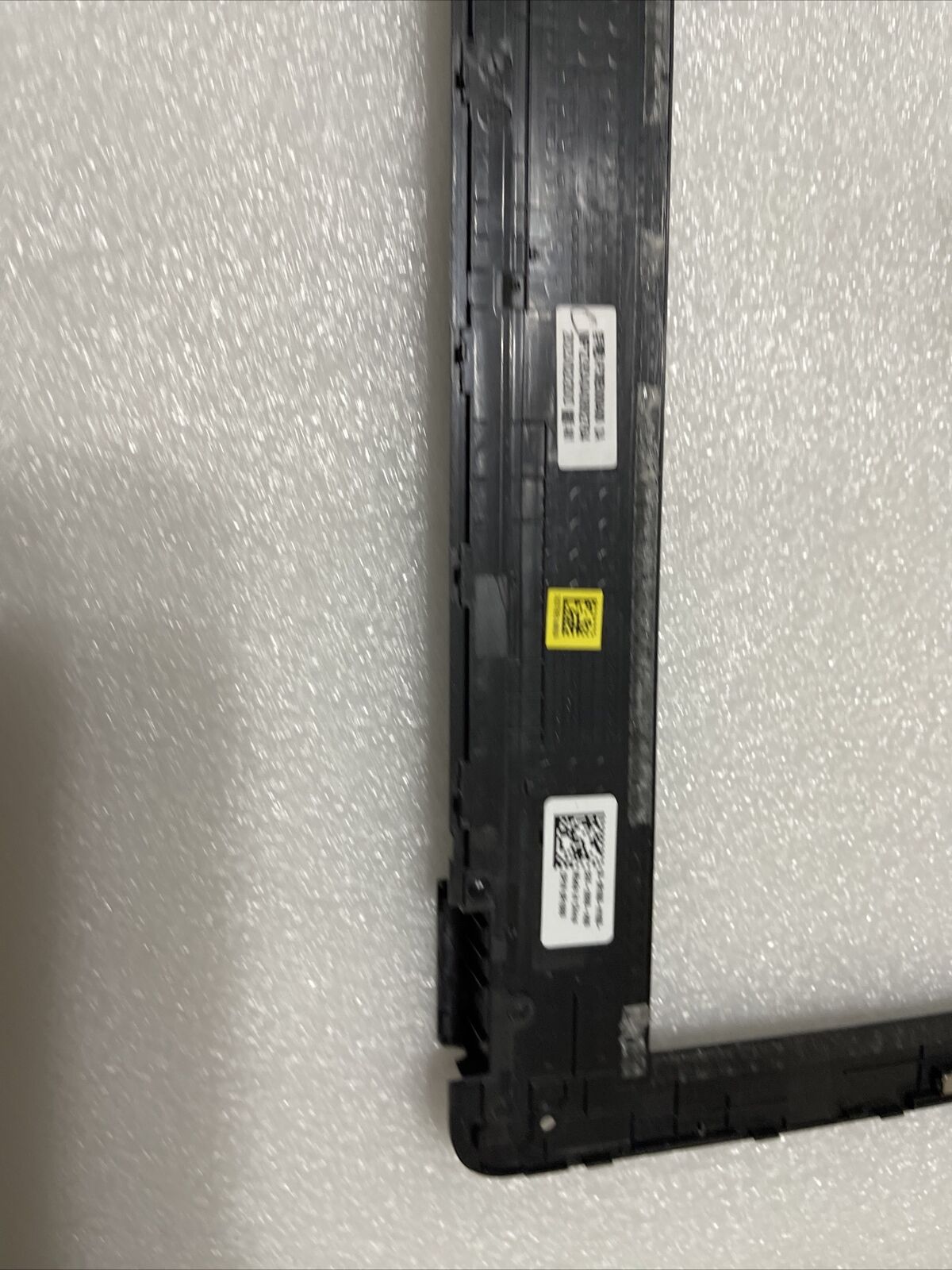 Genuine Dell Latitude 3120 Laptop  Front Trim LCD Bezel AP38B000400 R1060 H1 N6