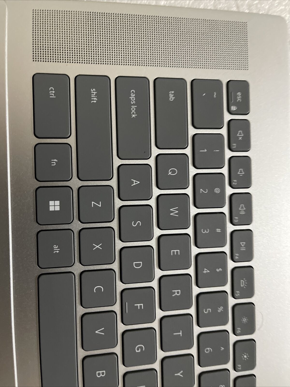 Genuine Dell Inspiron 16 5625 5620 Palmrest English Backlit Keyboard 0NVH5 H1 P7