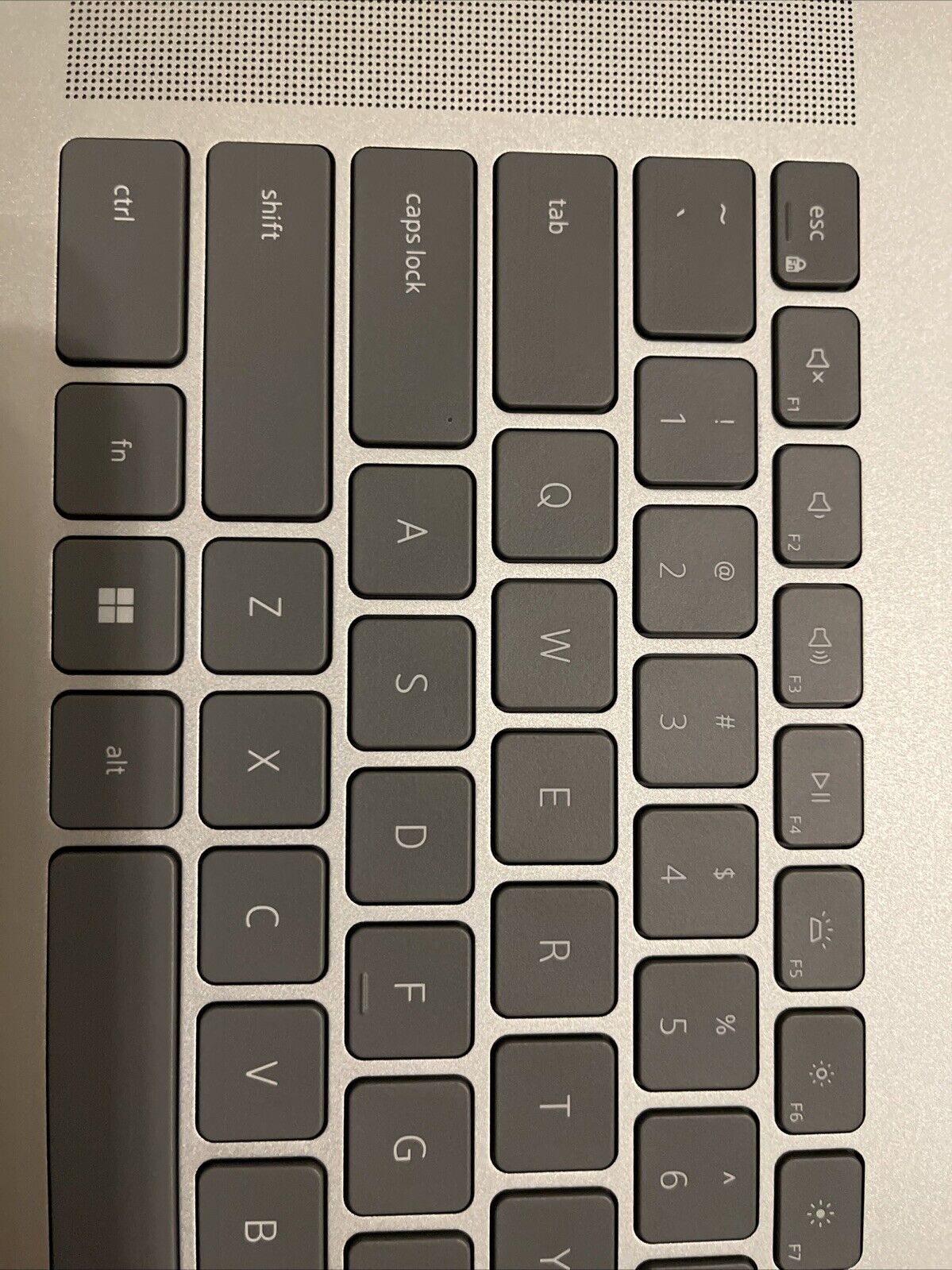 Genuine Dell Inspiron 16 5620 5625 Palmrest US Eng Keyboard YJGM5 0HJ5PC JM P1