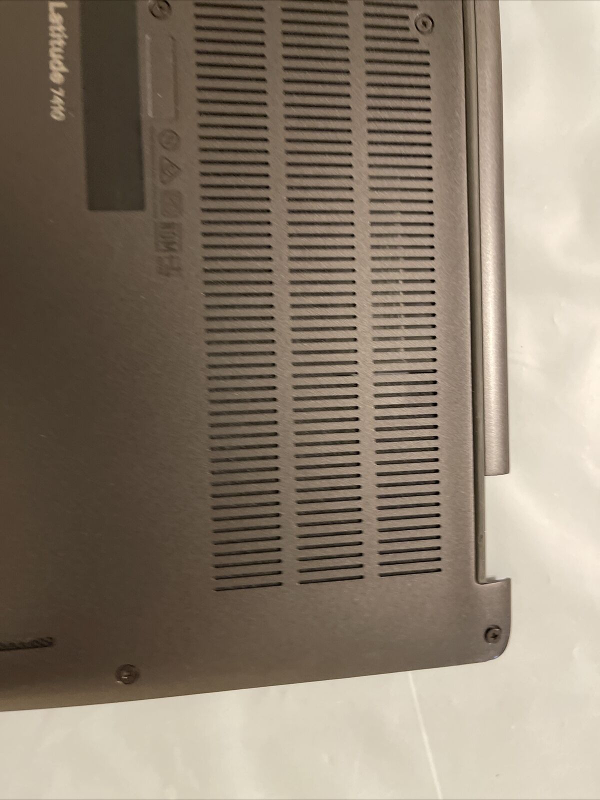 Genuine Dell Latitude 7410 laptop Bottom Base Cover V987T 0V987T C1 H1 Read