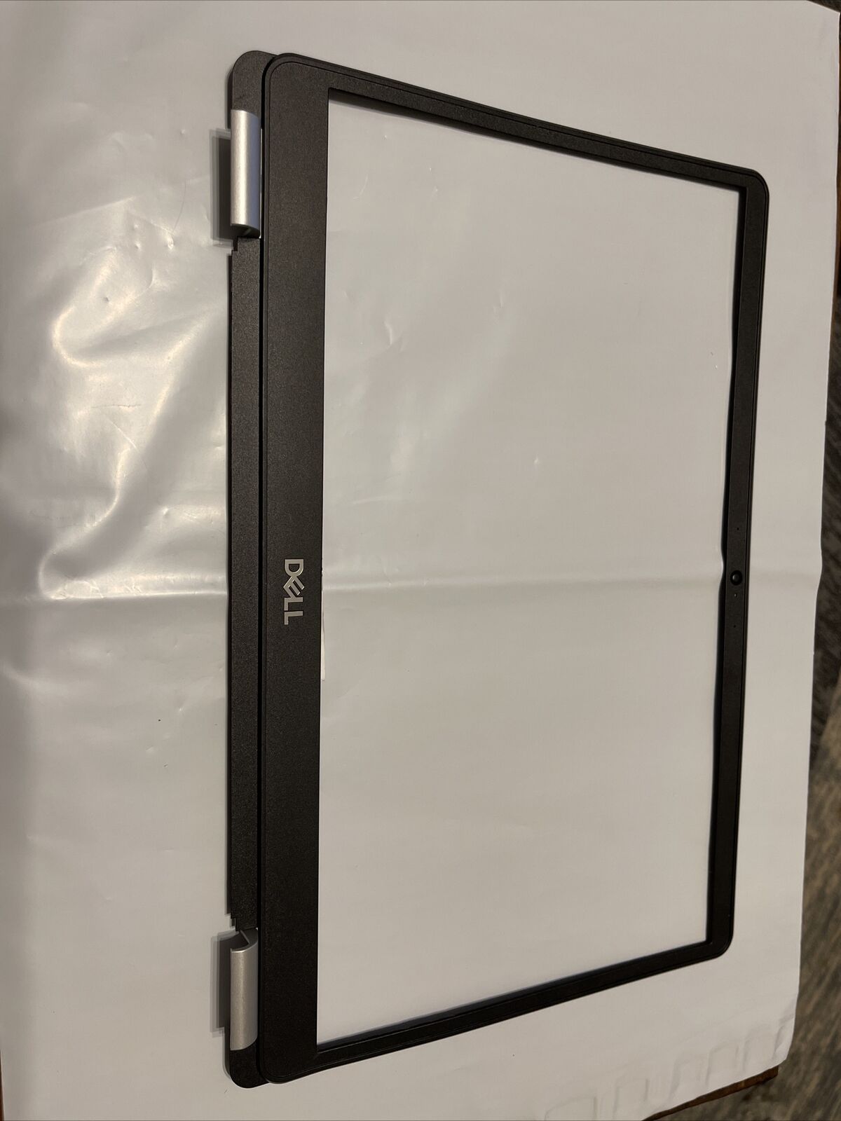 Genuine Dell Inspiron 15 5584 LCD Front Bezel P/N J0MYJ / 0J0MYJ N1
