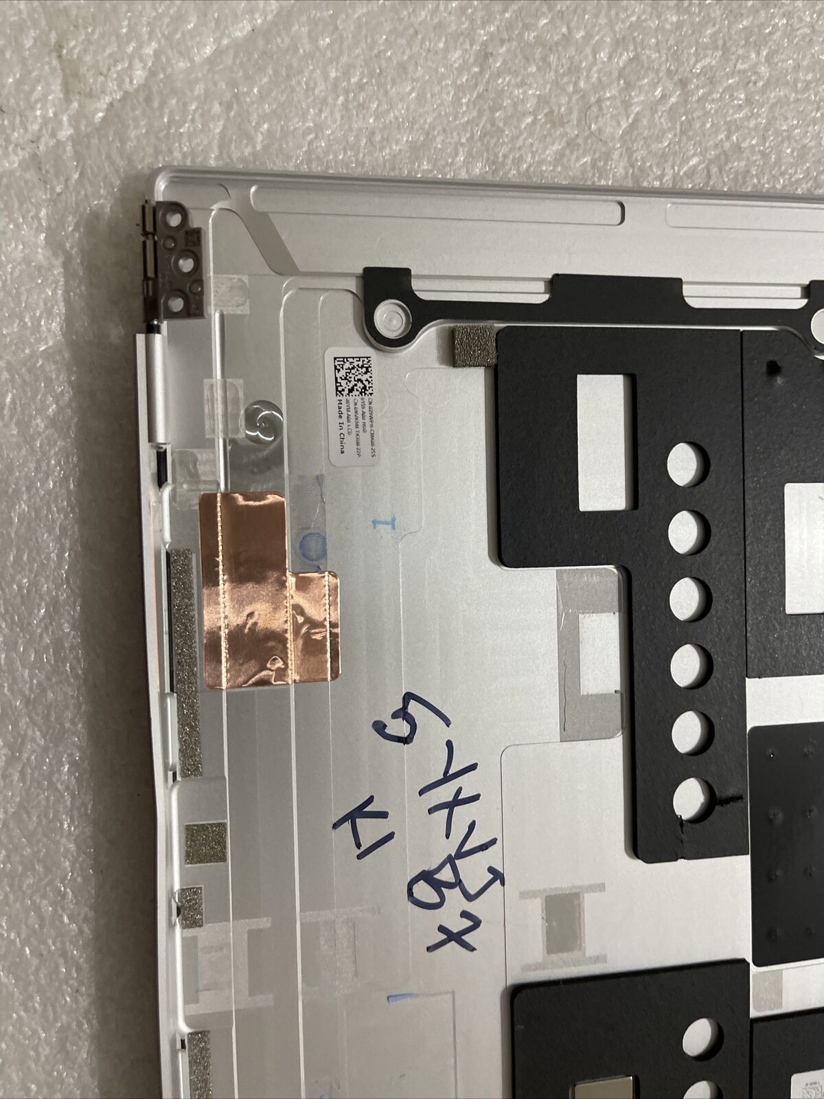 Dell XPS Plus 9320 OLED LCD Back Cover Hinges  Platinum  29WPH 5YXVJ K1 B7