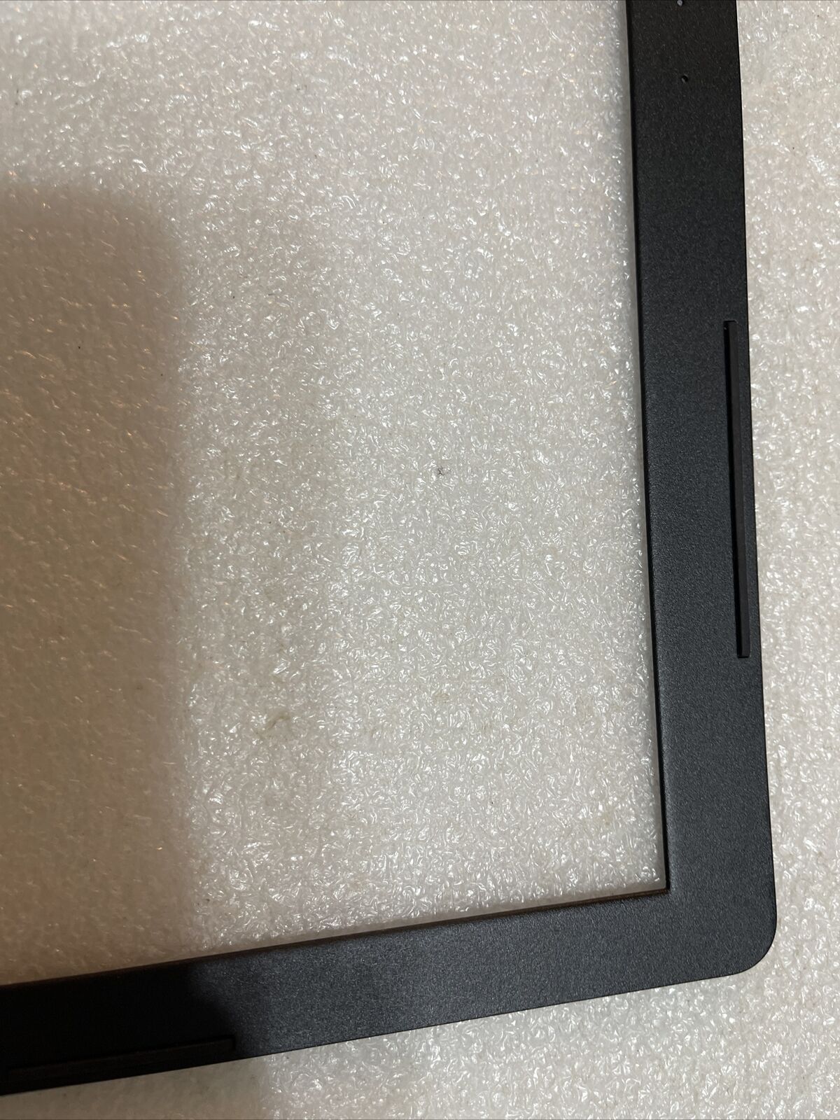 Genuine Dell Inspiron 15 5570 Laptop LCD Front Bezel Webcam Port GPY6Y 0GPY6Y N3