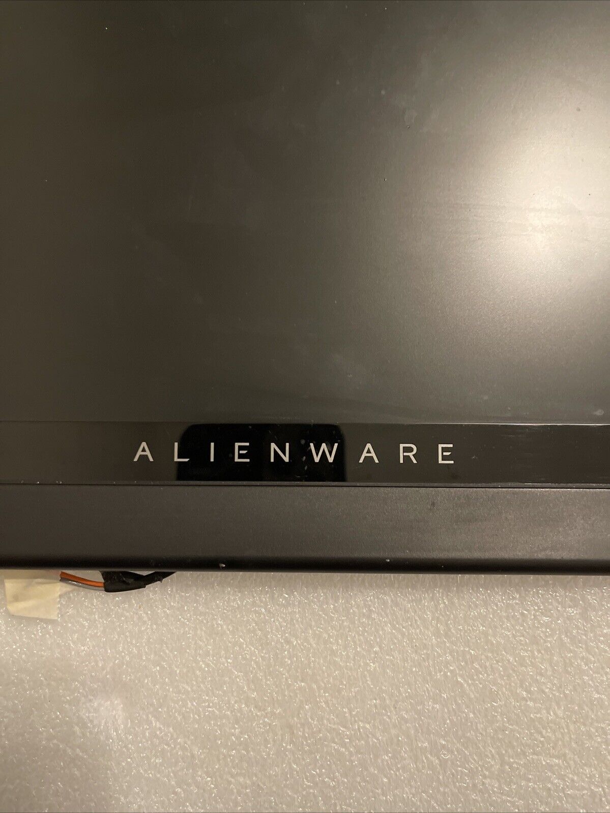 Defective For Parts DELL ALIENWARE M15 R4 15.6" FHD NON-TOUCH SCREEN  PF9R7 STG1