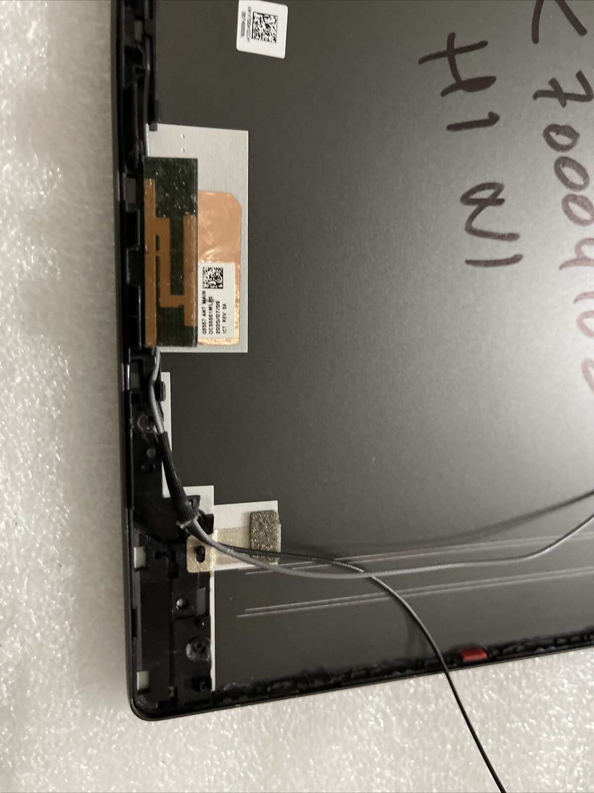 LENOVO IDEAPAD 5 15IIL05 GRAY LCD BACK COVER AM1K7000410 H1 N1 Screw Holes broke