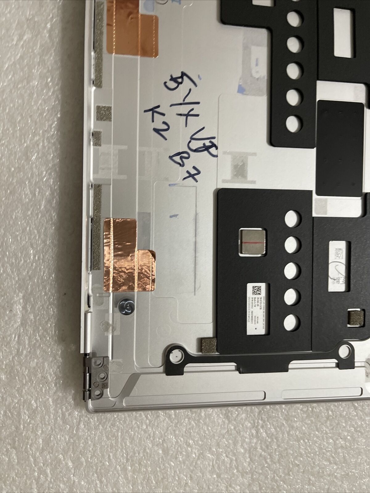 Dell XPS Plus 9320 OLED LCD Back Cover Hinges  Platinum  29WPH 5YXVJ K2 B7