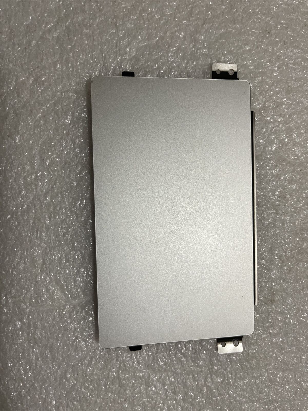 Genuine DELL Inspiron 5401 | 5402 P130G Touchpad Silver No Cable 0KC7T0 H1 T3