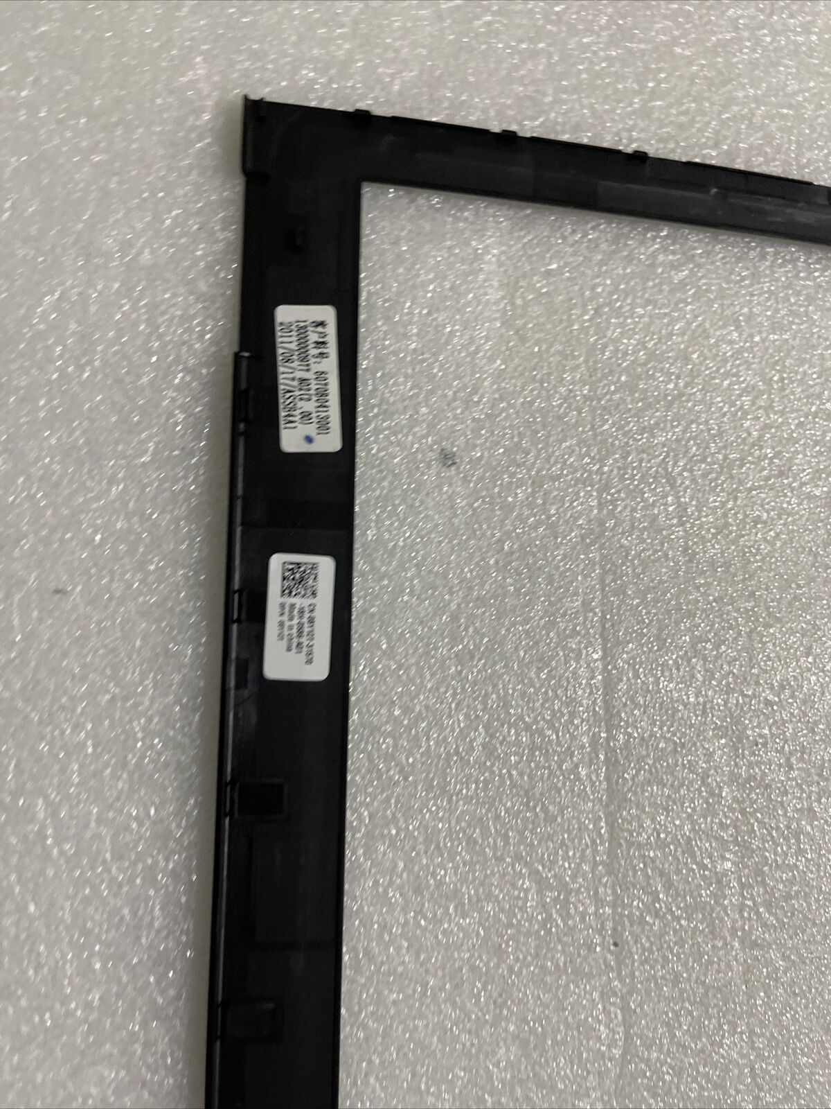 New Genuine DELL Latitude L13 Vostro V13 LCD Bezel Frame Black 8Y12T 08Y12T H1N4