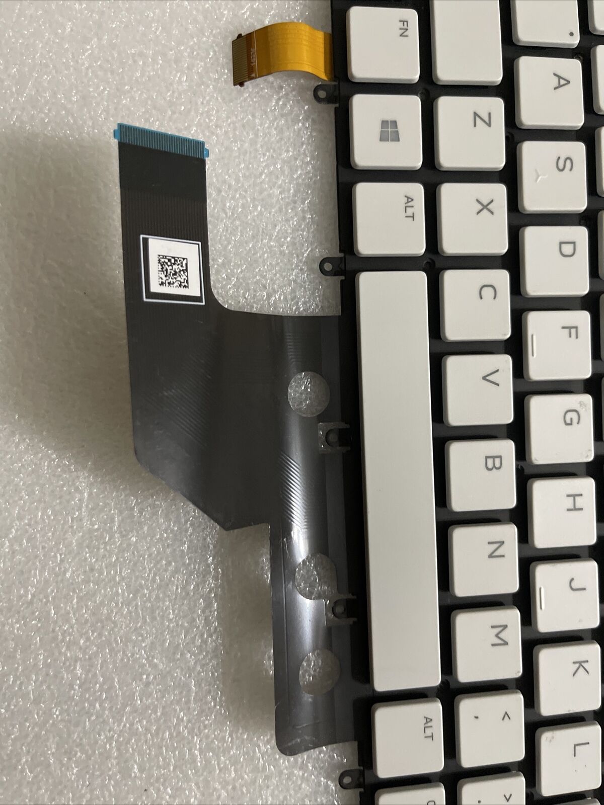 Genuine Dell Alienware M15 R2 Lunar Light RGB Laptop Keyboard Y79F6 00T44R N4 B4