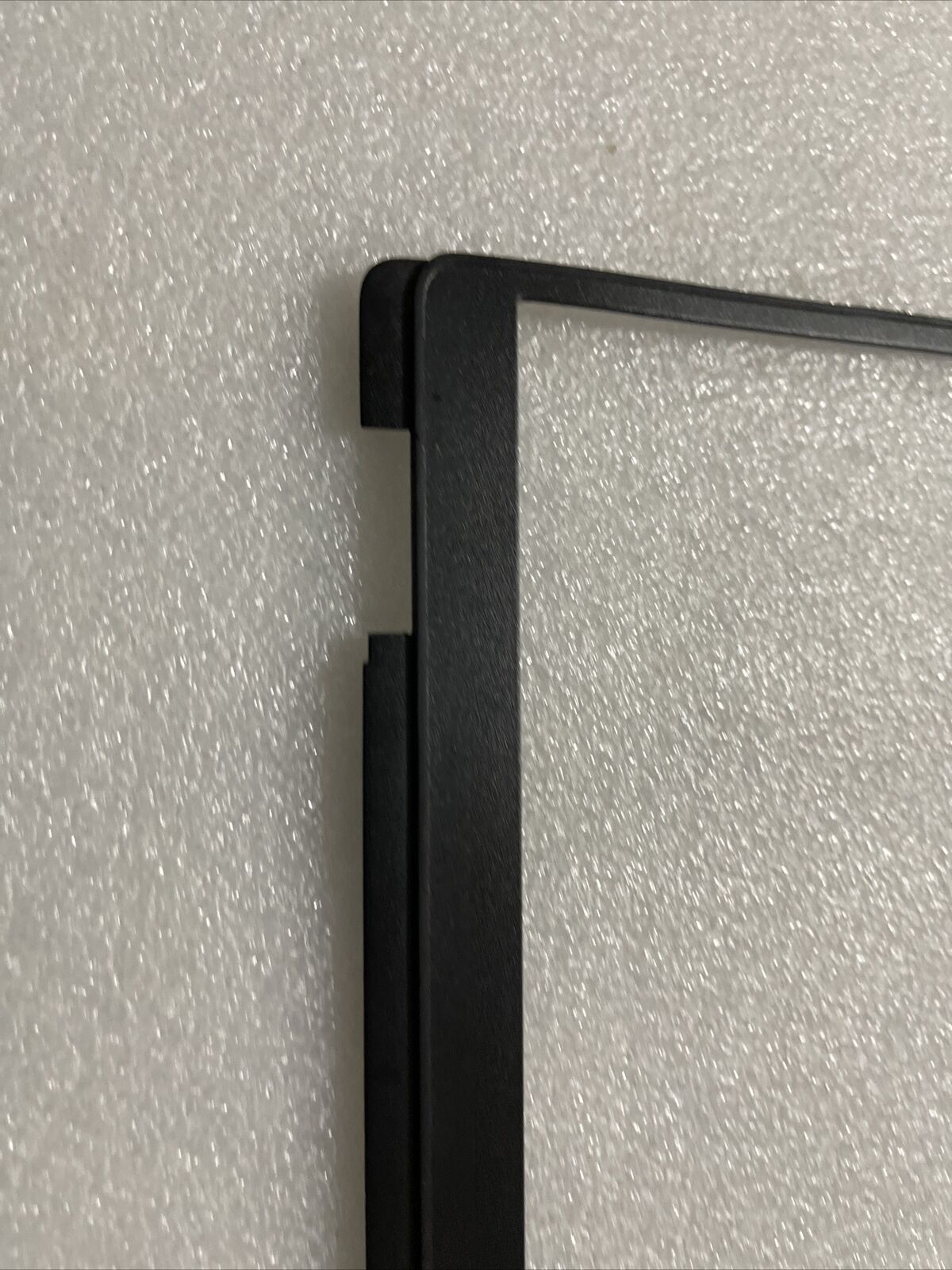 Genuine Dell Latitude 5410 LCD Front Trim Bezel Plastic Cover R5YKP 0R5YKP N4