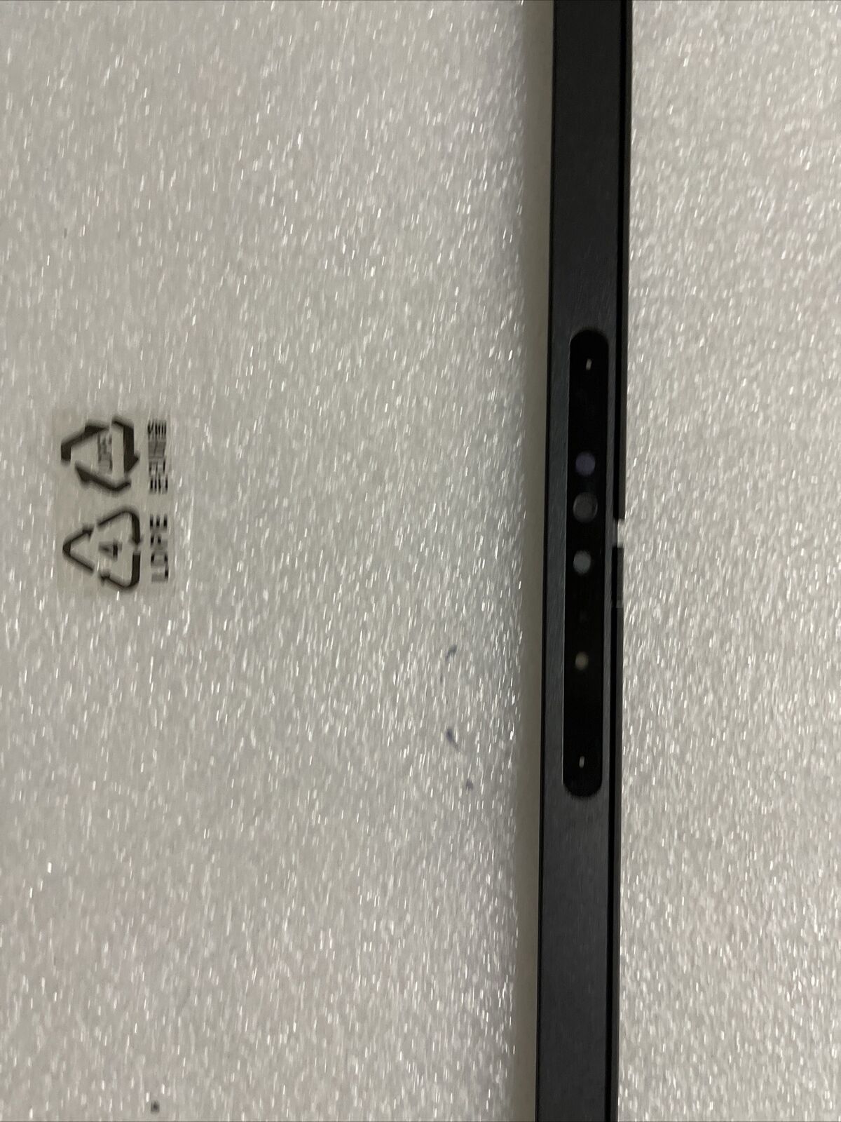 Genuine Dell  Latitude 5540 E5540 LCD Front Trim Bezel  0HW5FR HE5FR H1 N3