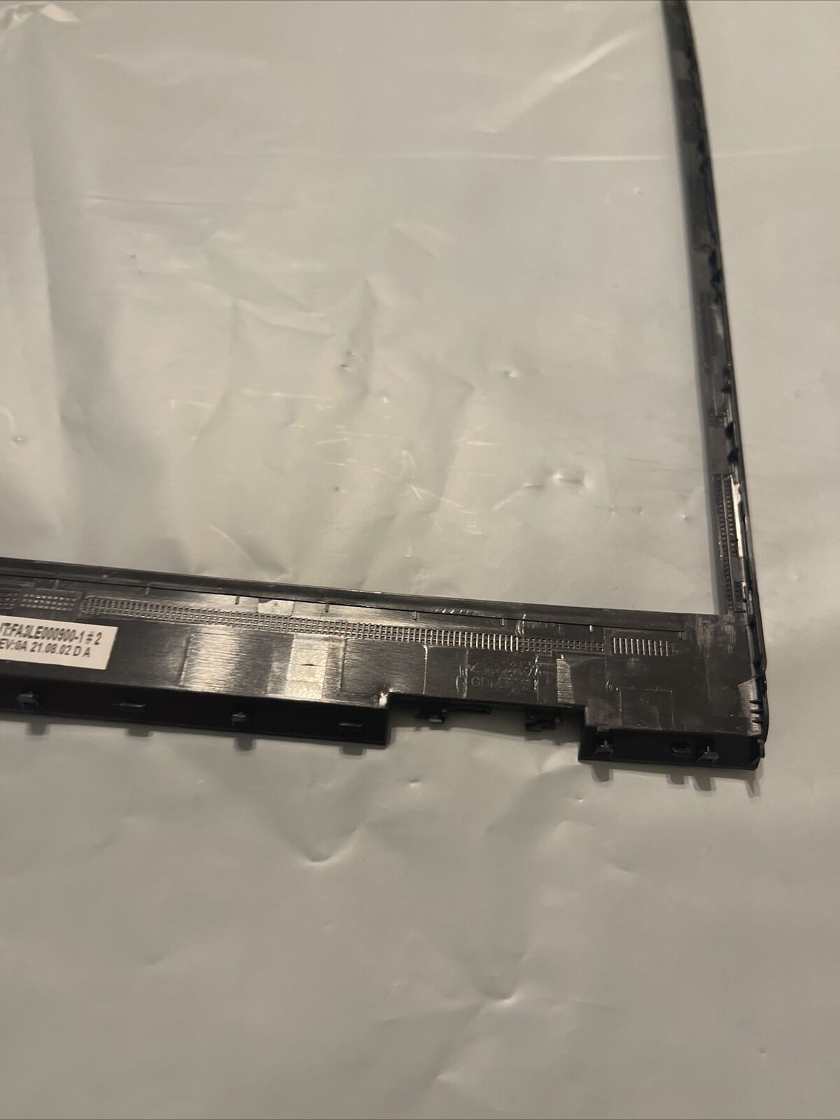 Genuine Dell Inspiron 3510 3511 3515 15.6" Front Trim LCD Bezel 9WC73 09wc73 N4