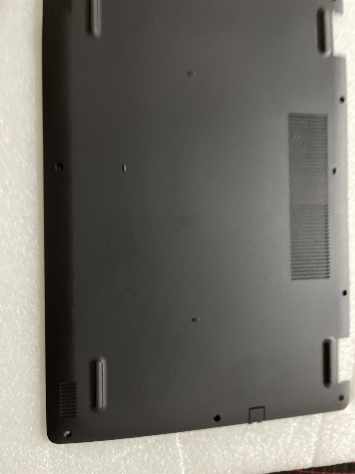 GENUINE DELL INSPIRON 3502 LAPTOP BOTTOM BASE COVER PHGDG 0PHGDG H1 C4