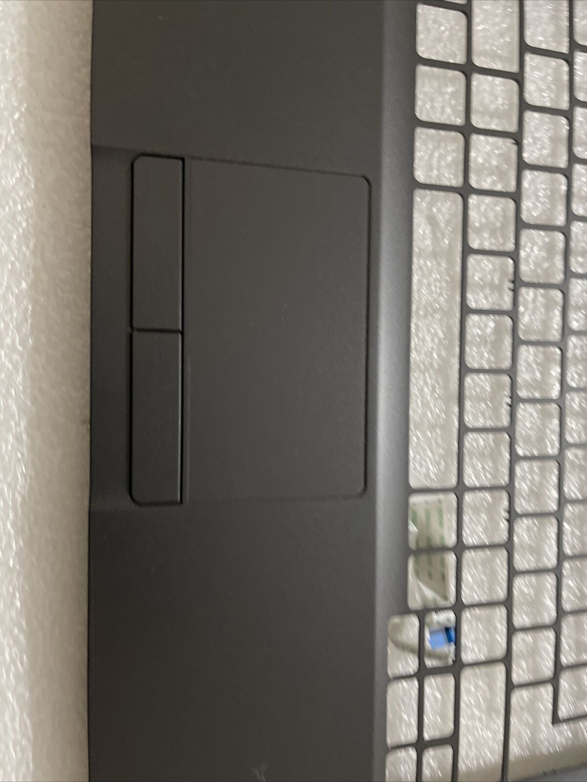 Genuine Dell Latitude 5300 2-in-1 Laptop Palmrest Touchpad 89R3X 089R3X H1 A1