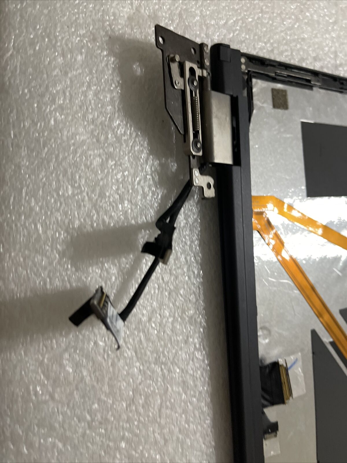 Genuine Lenovo Yoga 260 LCD Rear Back Cover  Hinges Camera AQ1EY000200 H1 N1