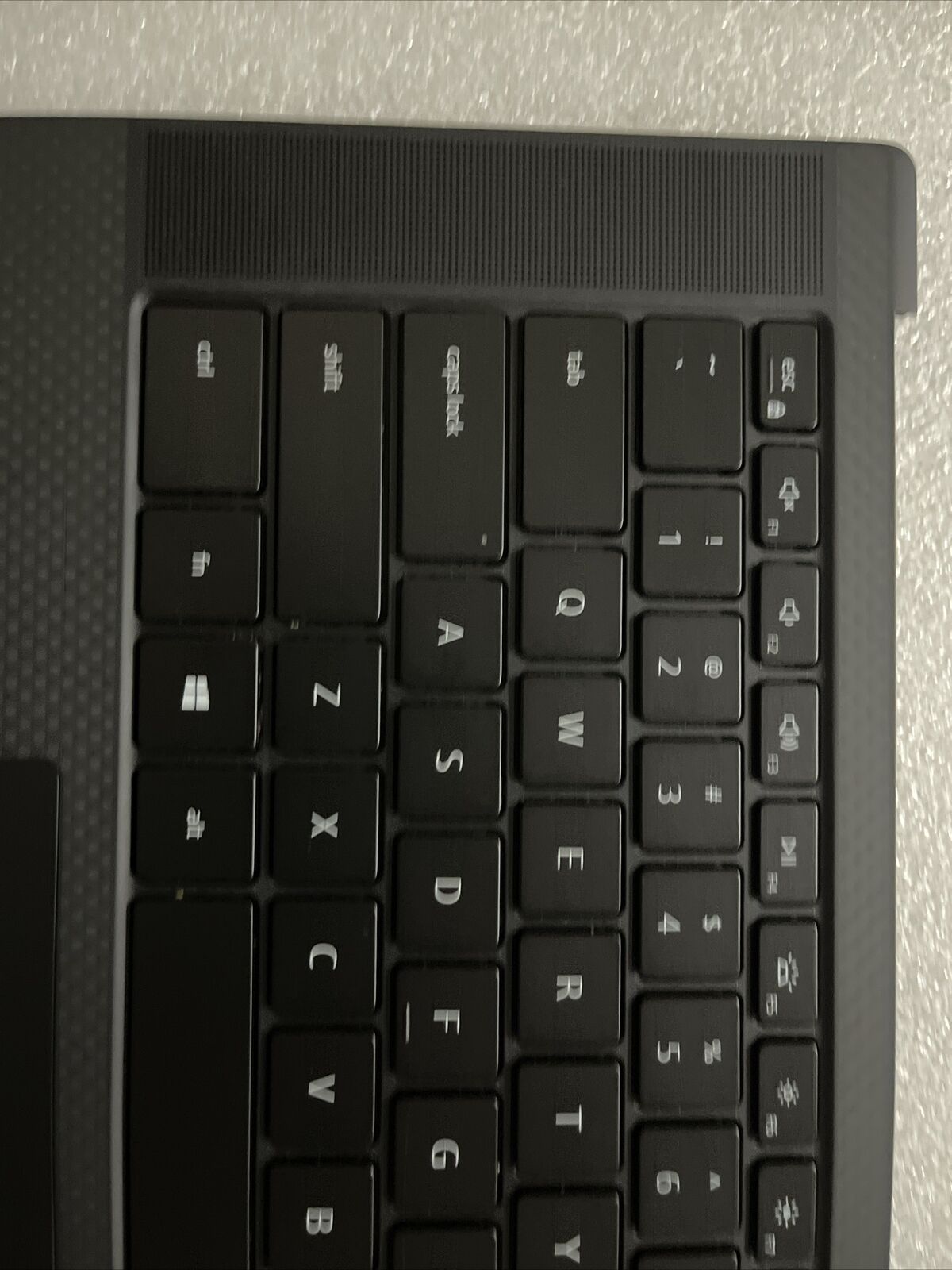 Dell Precision 5550/5560/5570 Palmrest, Touchpad US Backlit Keyboard 5Y9T0 M2D5