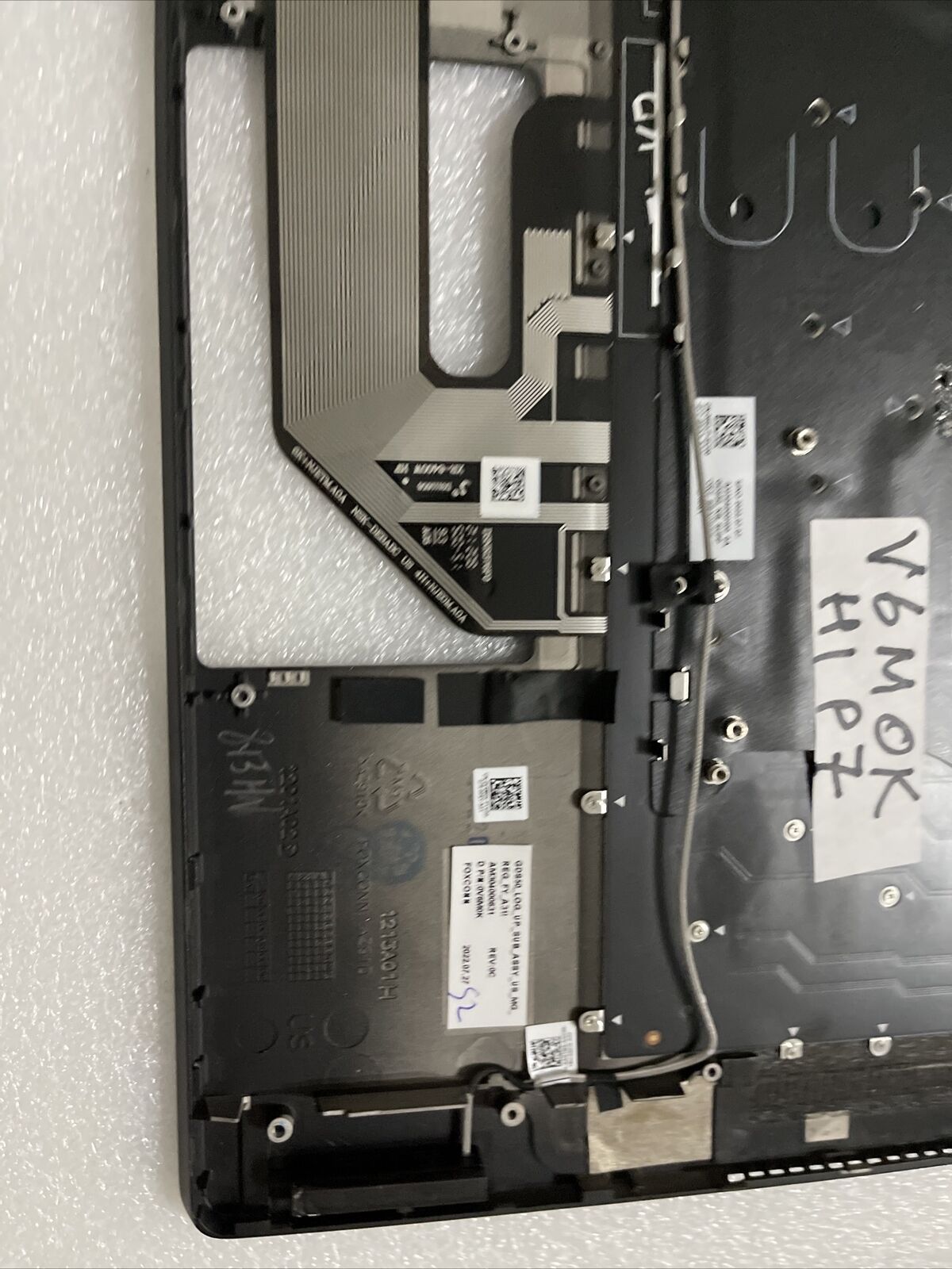Genuine Dell Alienware x15 R1 Laptop Palmrest US RGB BCL Keyboard 0V6M0K H1P7
