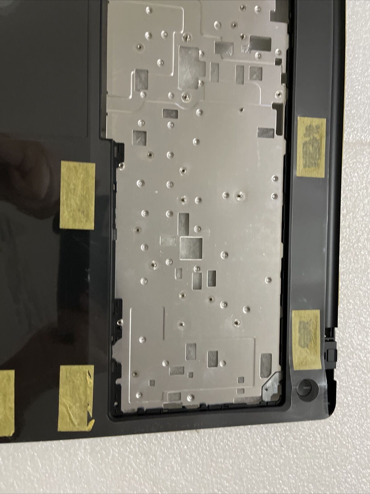 Dell Latitude 15 E5570 Precision 3510 Palmrest Touchpad Speakr A151N6 MM40T H1A1