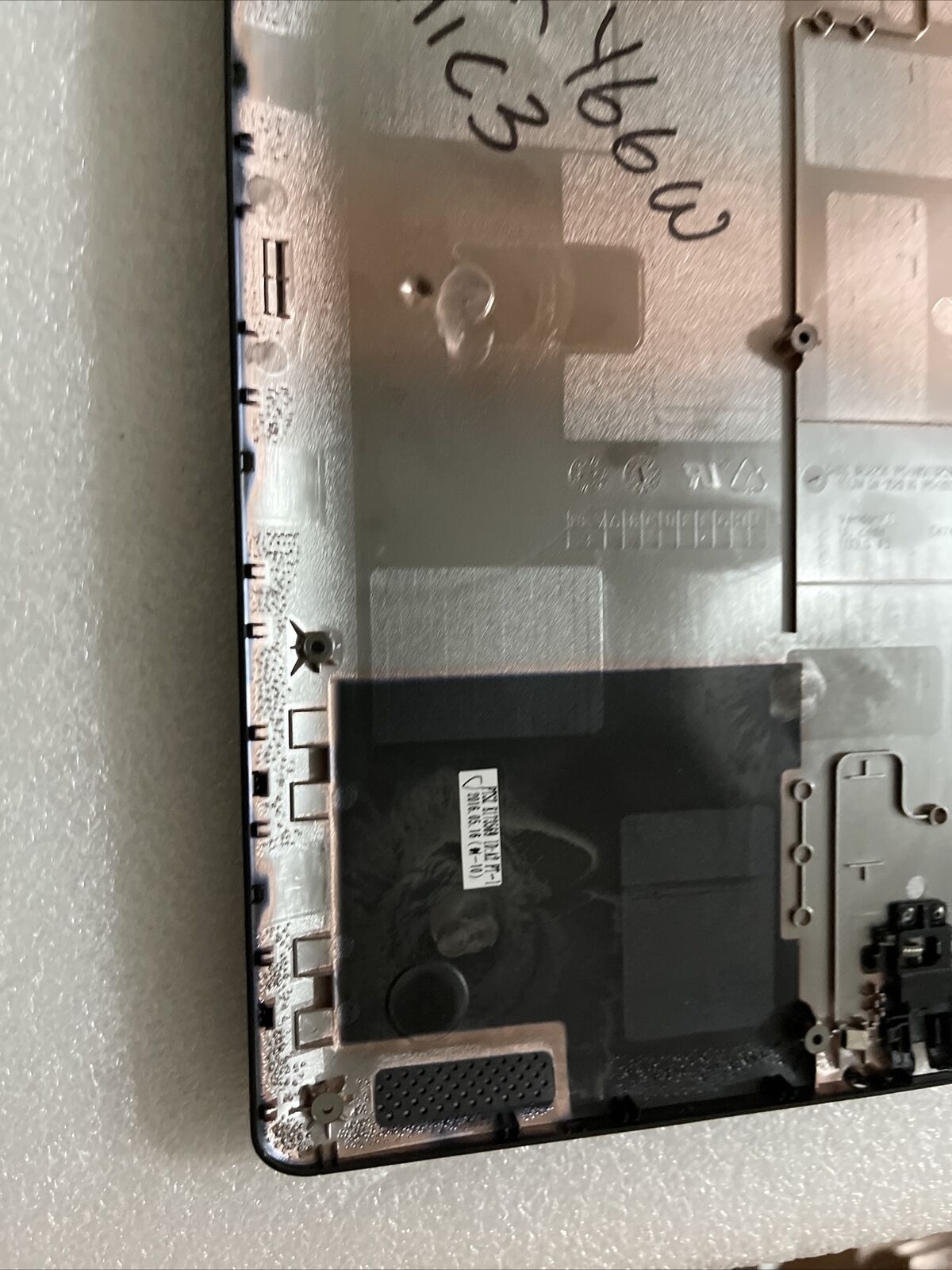 Dell Inspiron 14 5439 Vostro 5470 5480 Bottom Base KY66W 0KY66W H1 C3 C4 Grade A