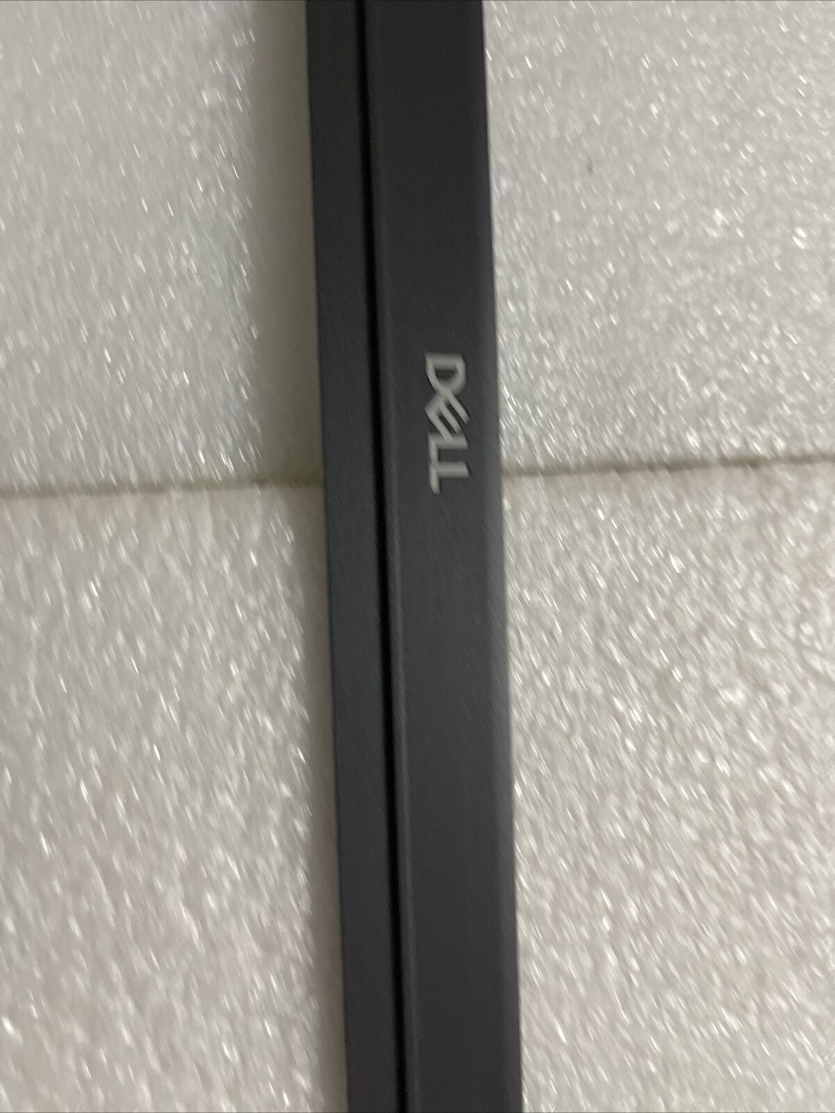 Dell Latitude 3510 P101F LCD Bezel GCK6R 0GCK6R H2N3 Missing Hinge Cover