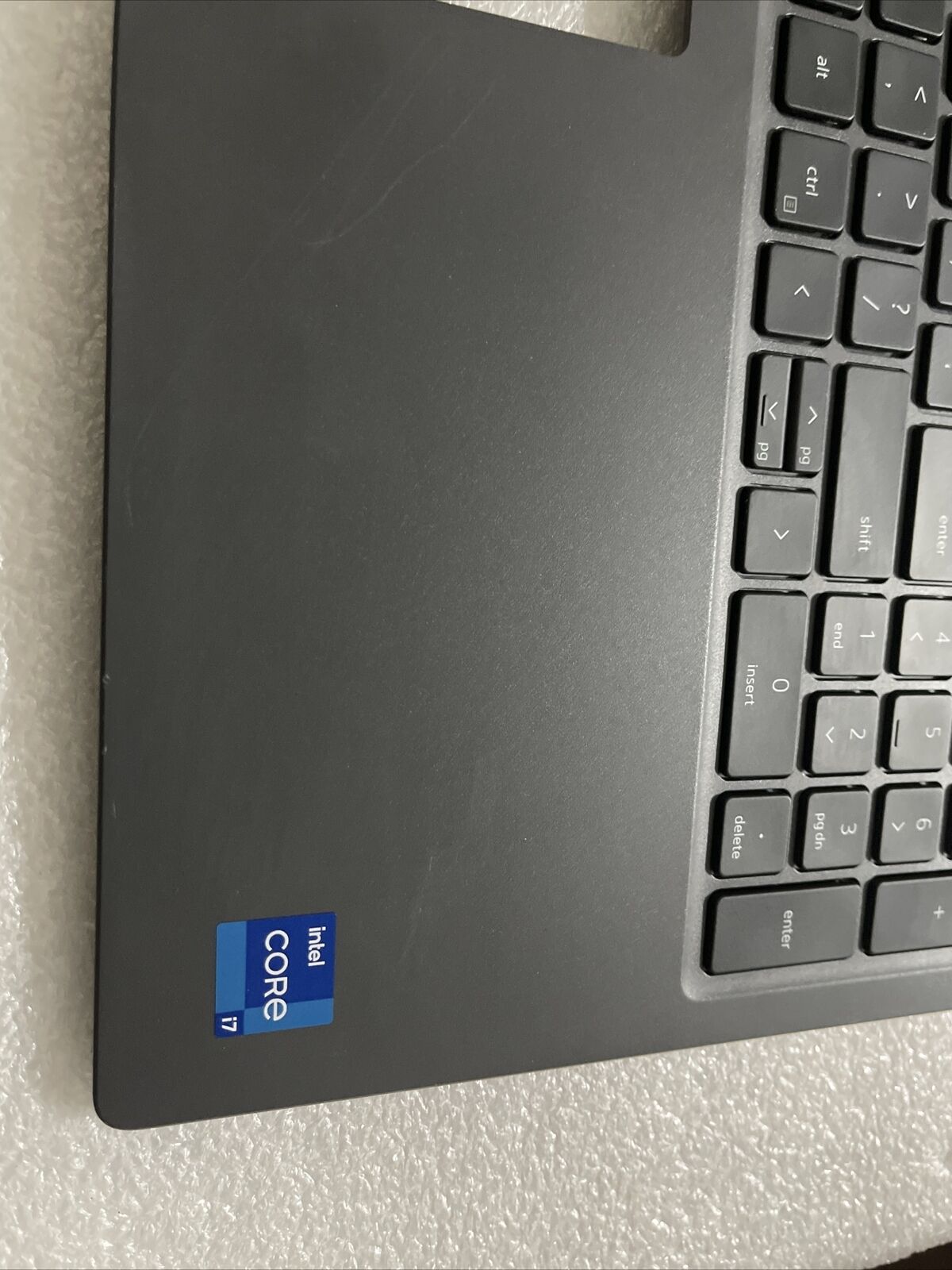 Dell Latitude 3540  Palmrest US English keyboard DVR0W 0DVR0W H1 P5 damage Broke