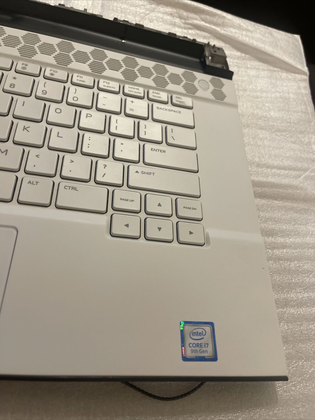 GENUINE DELL Alienware M15 R2 Palmrest US English Backlit Keyboard 0MVM8D H1 P5