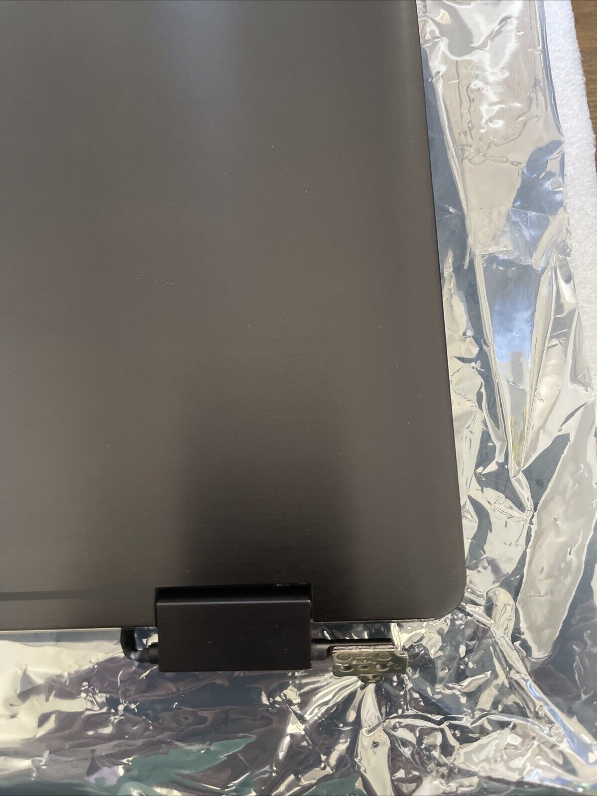 Genuine Dell XPS 15 9575 Touchscreen LCD No Bezel Black VKTR1 0VKTR1 jt F2