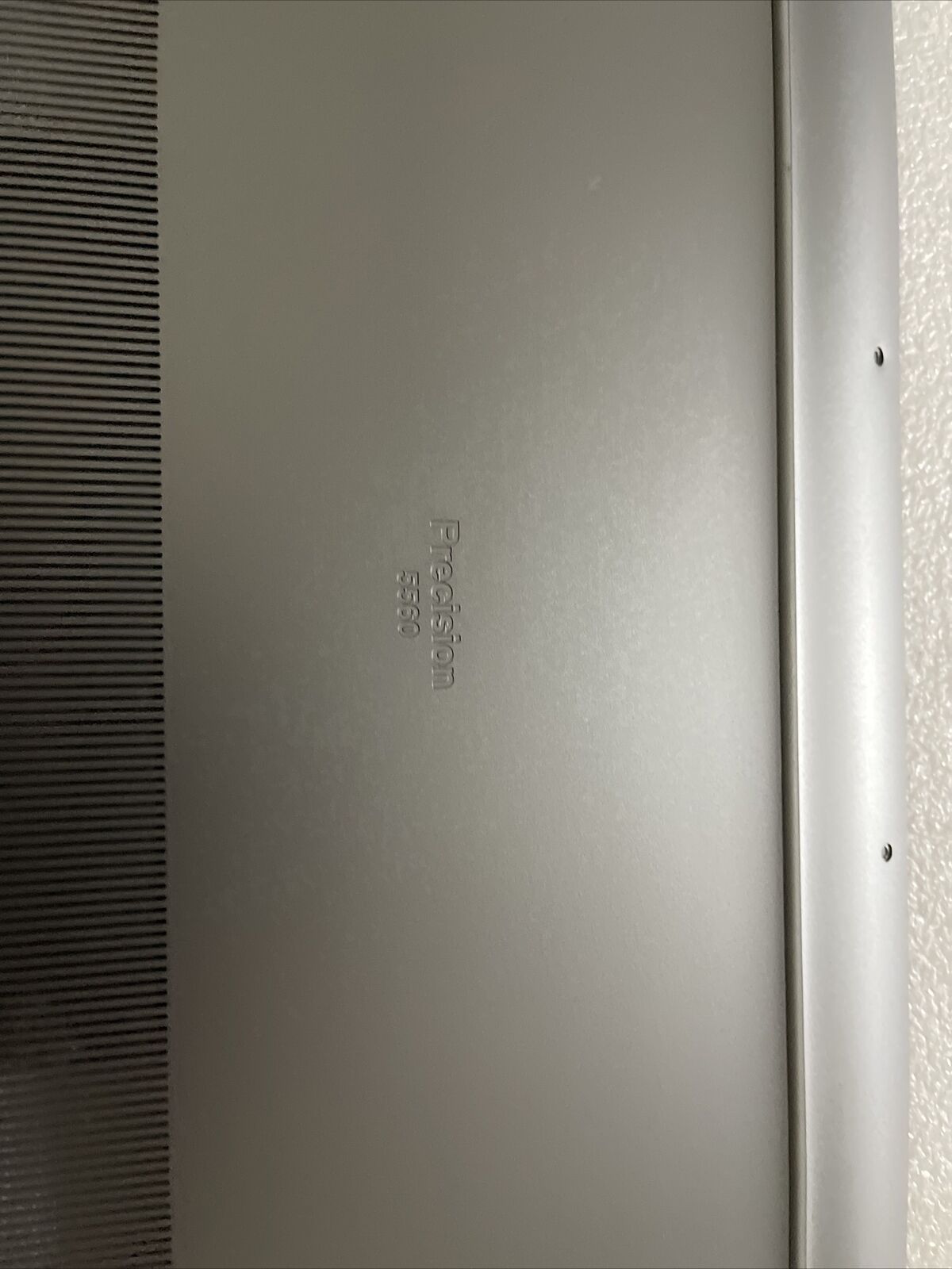 GENUINE DELL PRECISION 5560 BOTTOM COVER WITH AUDIO PORT Silver 9RFWJ 9RFWJ H6C4