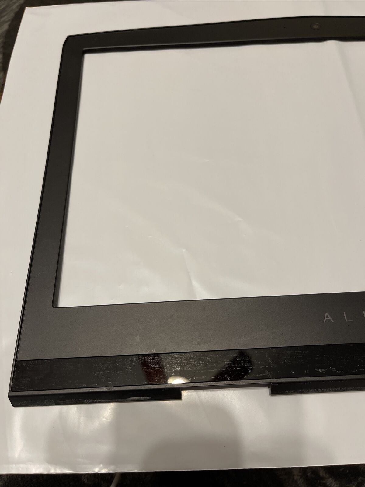 PN5XV Dell Alienware 17 R4 LCD Front Trim Cover Plastic Bezel Webcam PN5XV N1