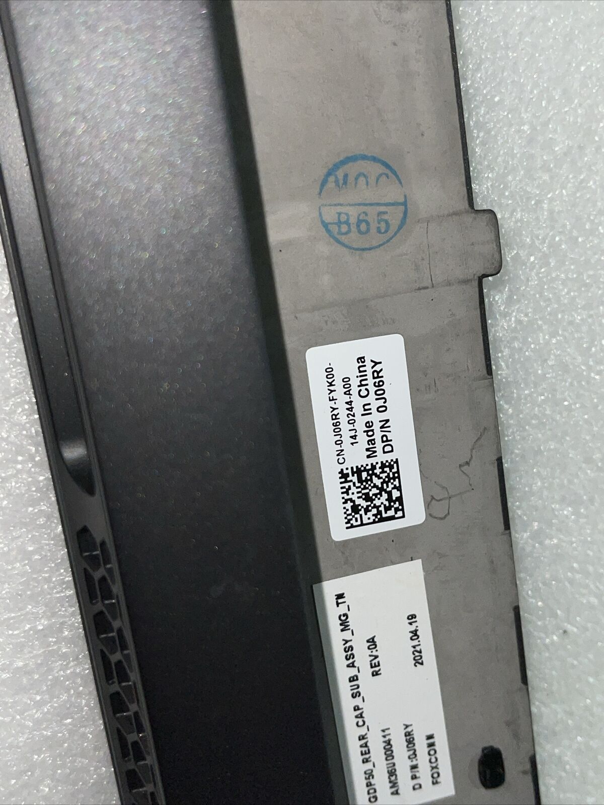 Genuine Dell Alienware M15 R5 R6 Laptop Air outlet Hinge Cover J06RY 0J06RY H1S1