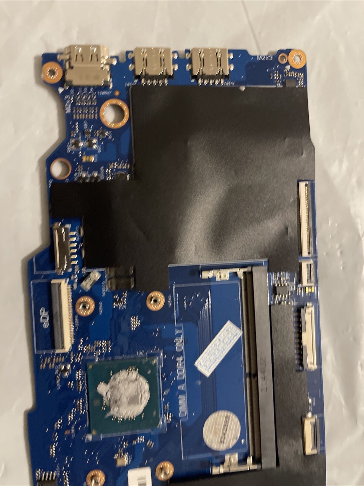 Dell Inspiron 3510 Celeron Motherboard N4020 15.6" 15 1.1 GHz 4GB RAM NCXC4 H1B5