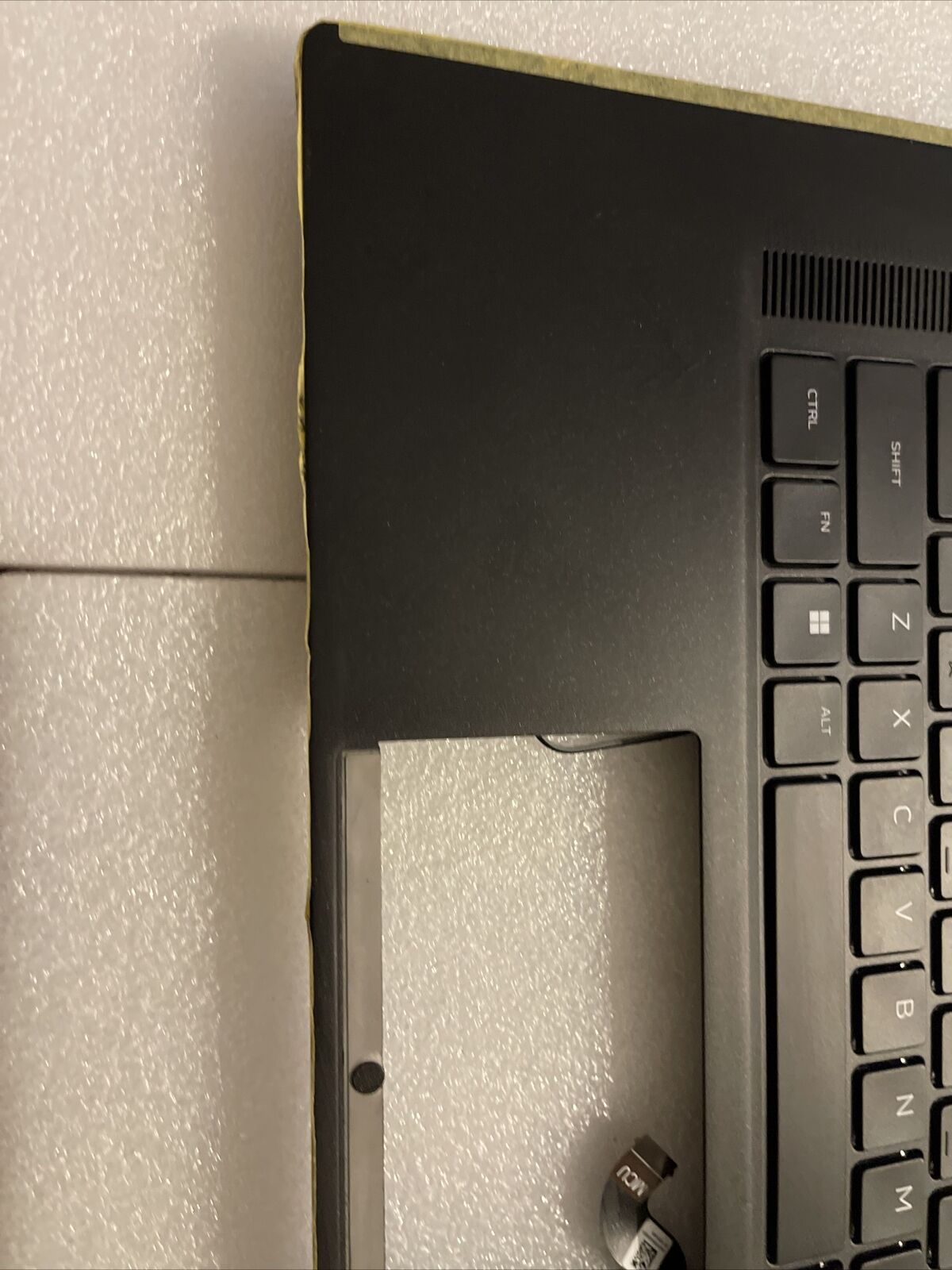 DELL ALIENWARE M17 R4 PALMREST US Eng KEYBOARD 01WM6W 06N1JW 6N1JW H1 P8