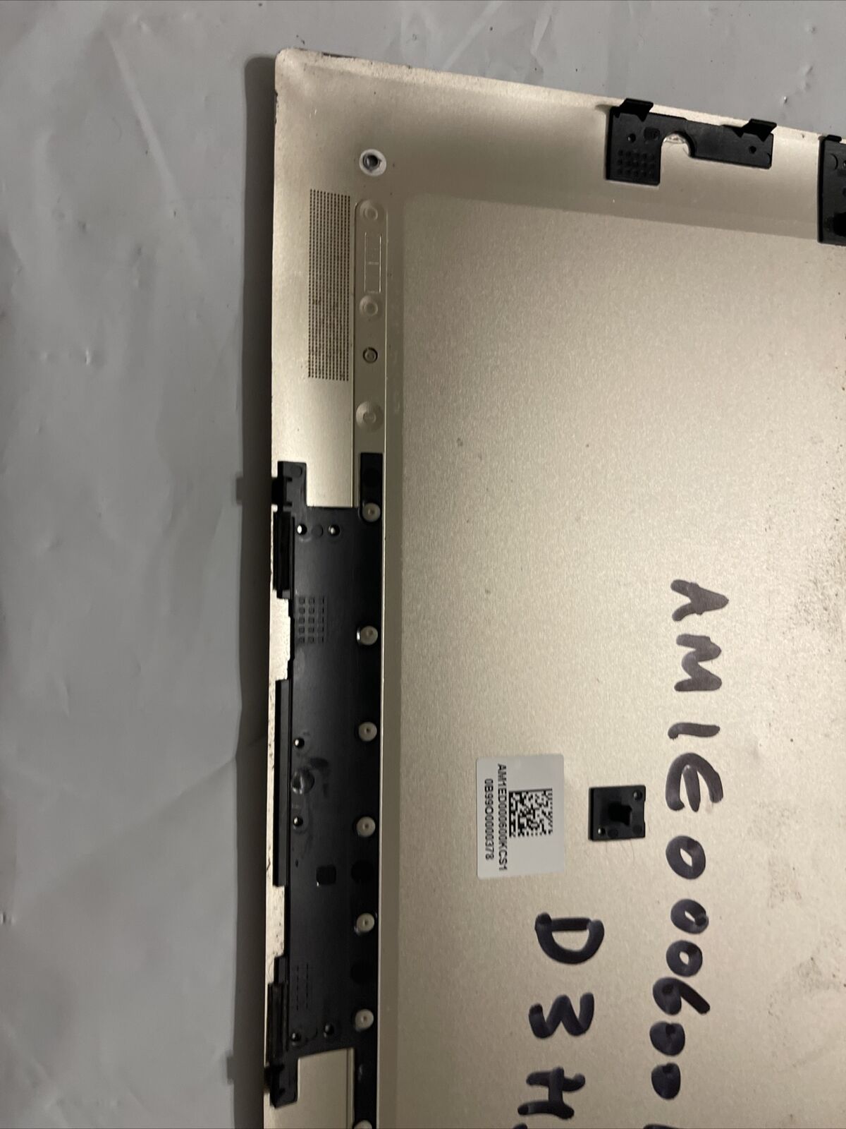 GENUIN LENOVO BACK COVER YOGA C940-14IIL 81Q9 0B9BT0000124 AM1ED000100 ata D3 H1